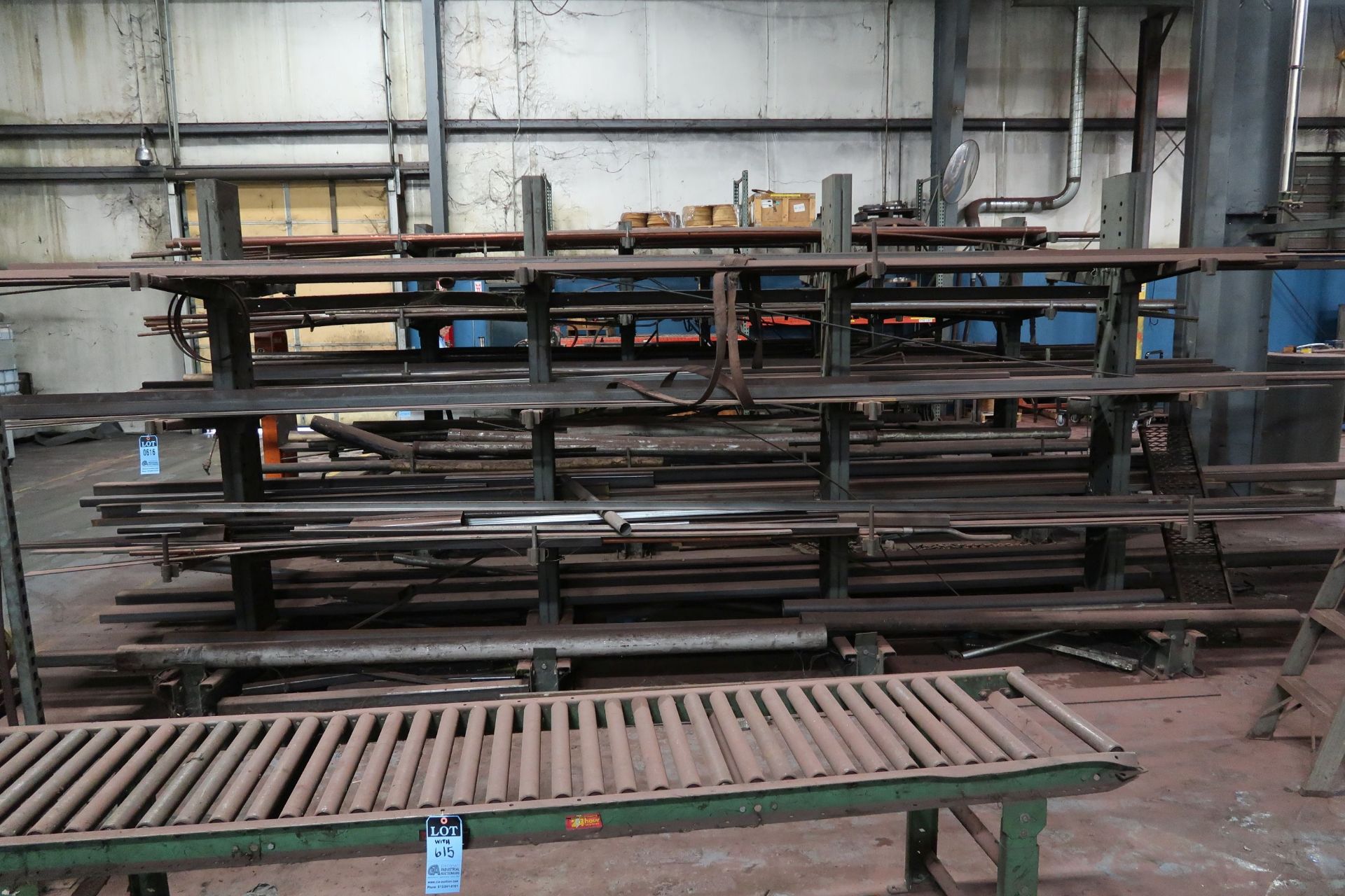 (LOT) 24" ARM DOUBLE SIDED CANTILEVER RACK WITH CONTENTS - TUBING, PIPE AND OTHER STRUCTURAL **