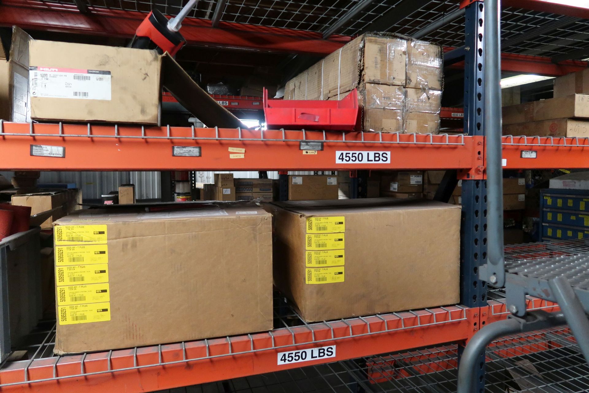 (LOT) CONTENTS OF (4) SECTIONS PALLET RACK - ABRASIVES AND MAINTENANCE ITEMS **LOADING PRICE DUE - Image 3 of 14
