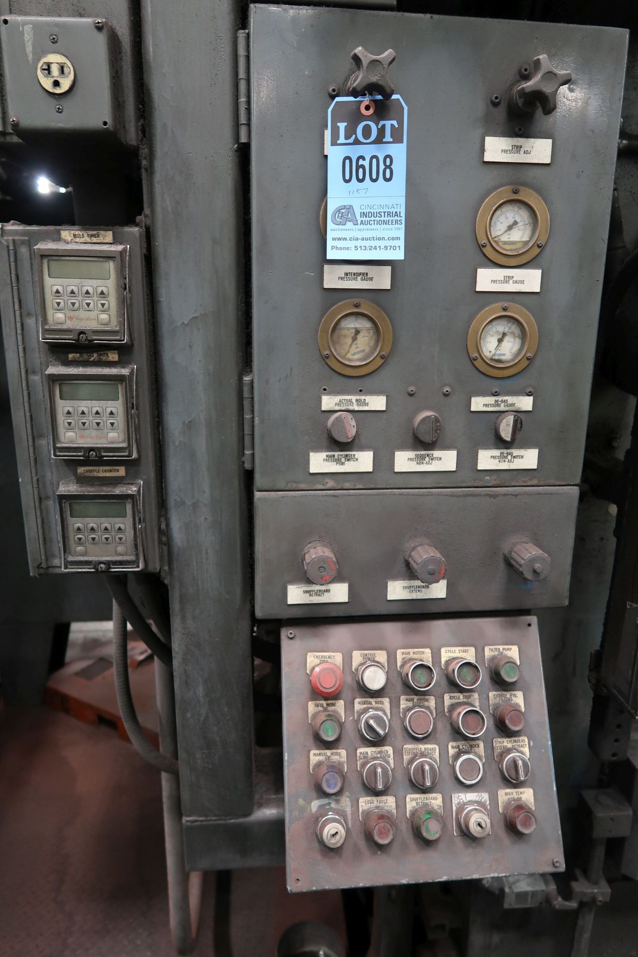 1,100 TON ERIE HDT MOLD PRESS, MACHINE #1157 **LOADING PRICE DUE TO ERRA - $18,000.00** - Image 3 of 8