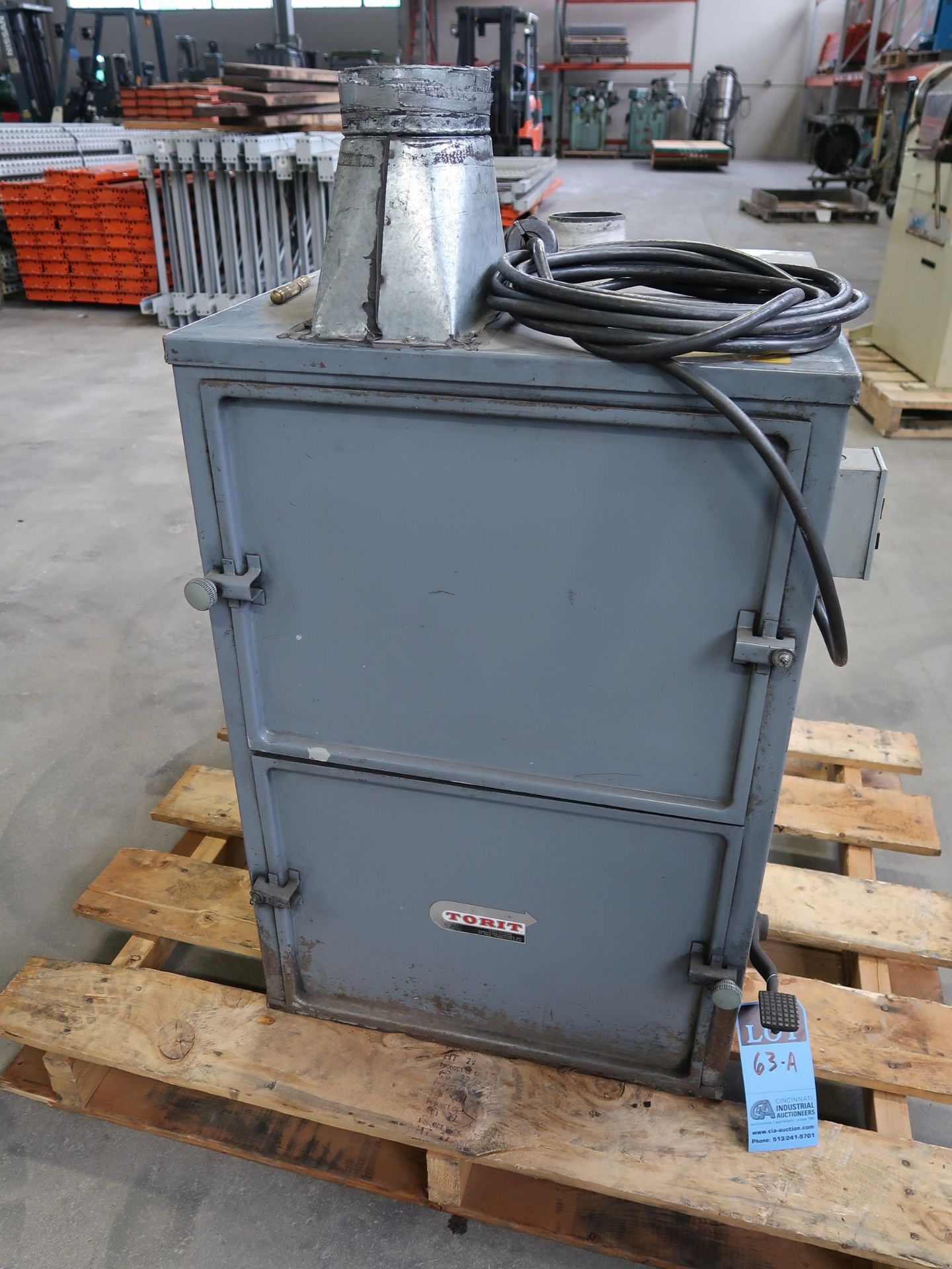 3/4 HP TORIT MODEL 64 PORTABLE DUST COLLECTOR; S/N G5920