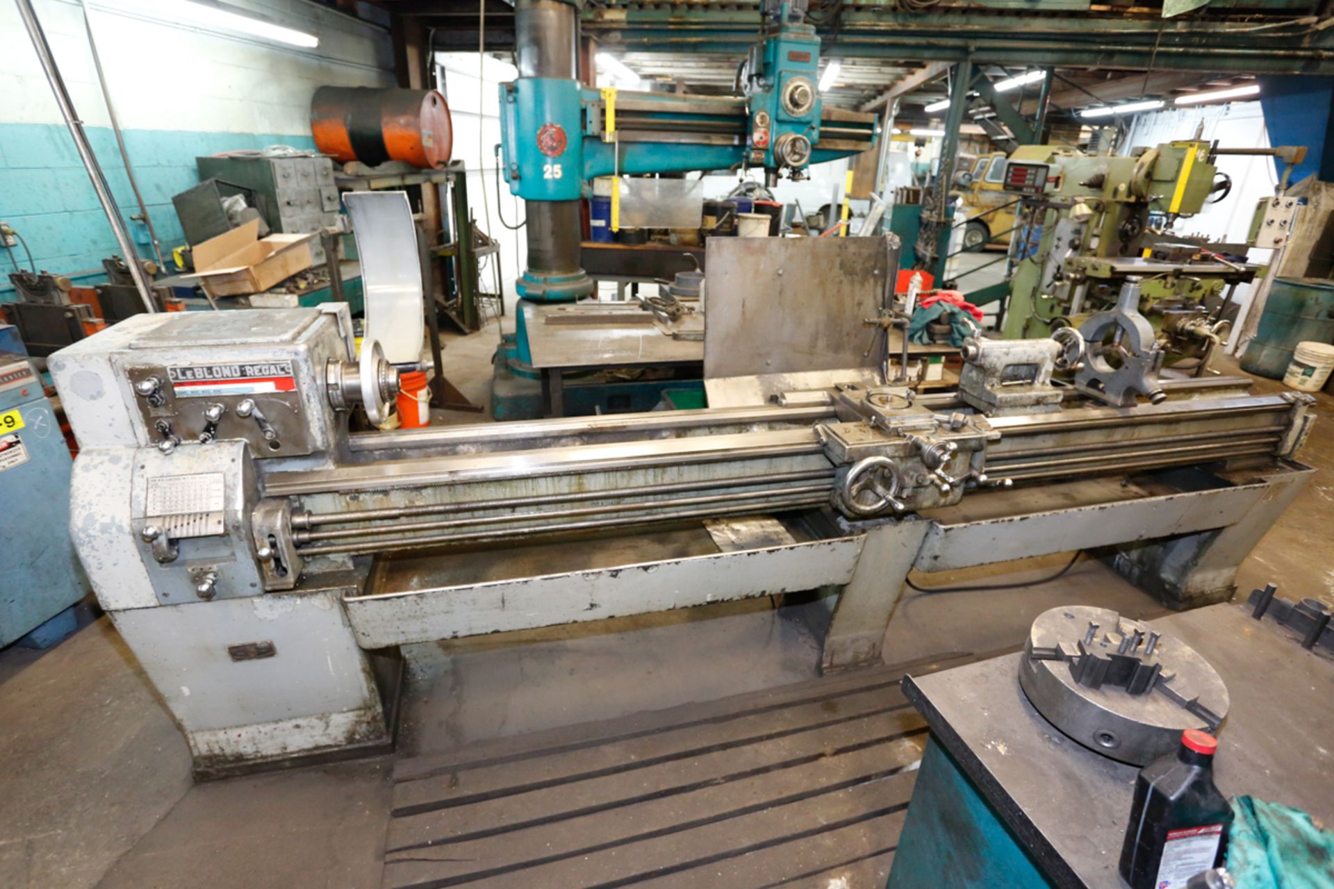 LEBLAND REGAL 18" X 96" LATHE, 30-1200 RPM, 12" 3-JAW CHUCK, STEADY REST, 550 VOLTS - Image 2 of 4