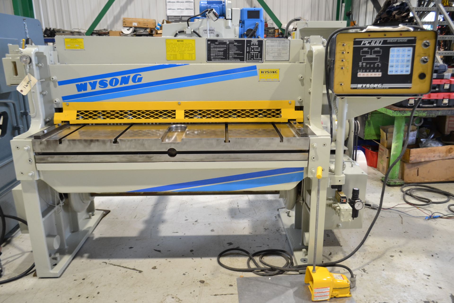 WYSONG 52" X 10GA MECHANICAL SHEAR MOD. 1052CNCB, 60 STROKES/MIN. S/N: P120-145, PC100 BACKGAGE ( - Image 5 of 6