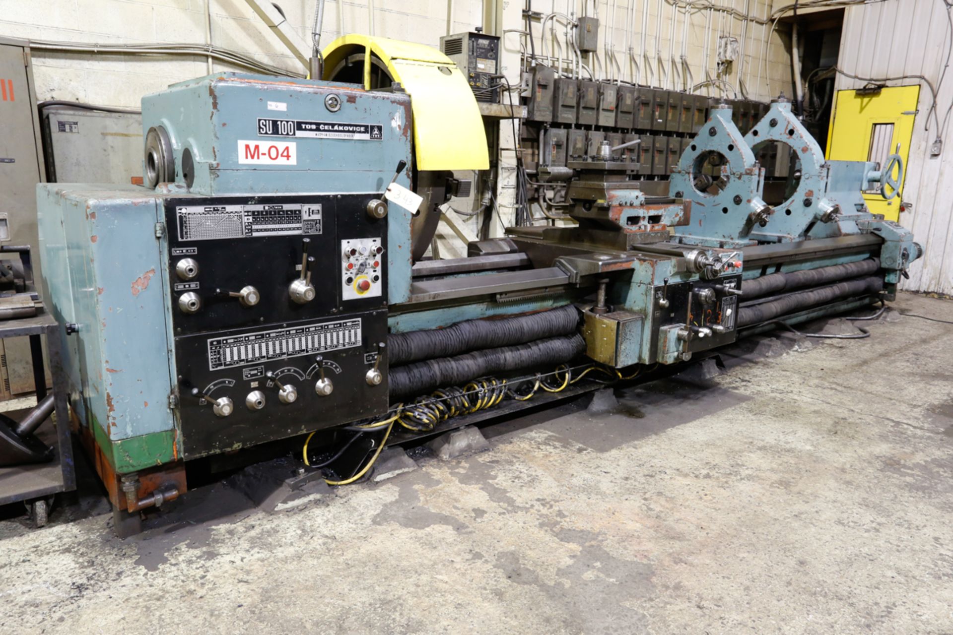 TOS SU100 HD ENGINE LATHE, 4" SPINDLE HOLE, 42" SWING X 13 FT CENTERS, 40" 4-JAW CHUCK, C/W (2) - Image 5 of 5