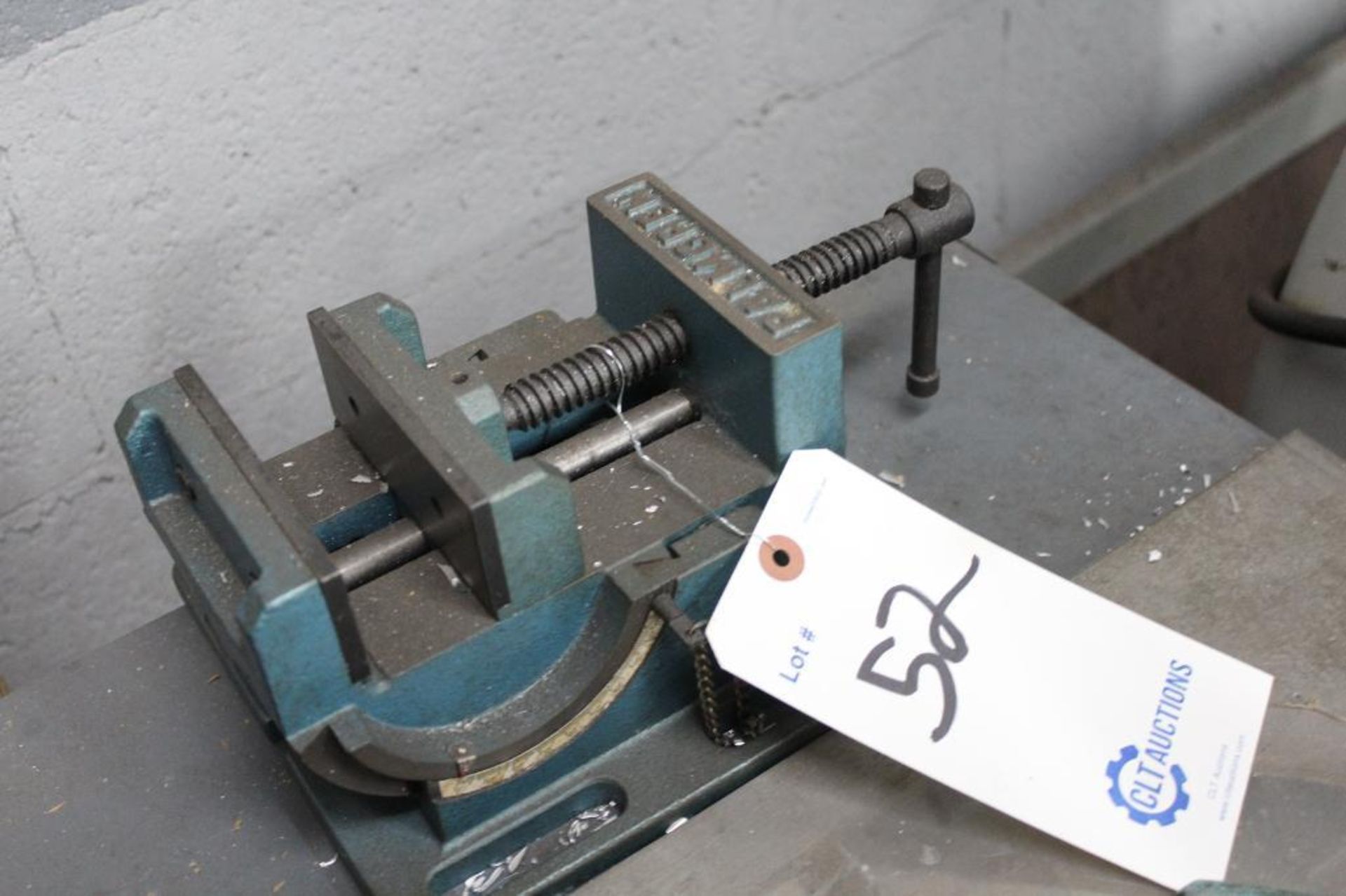 Palmgren 4" tilting vise