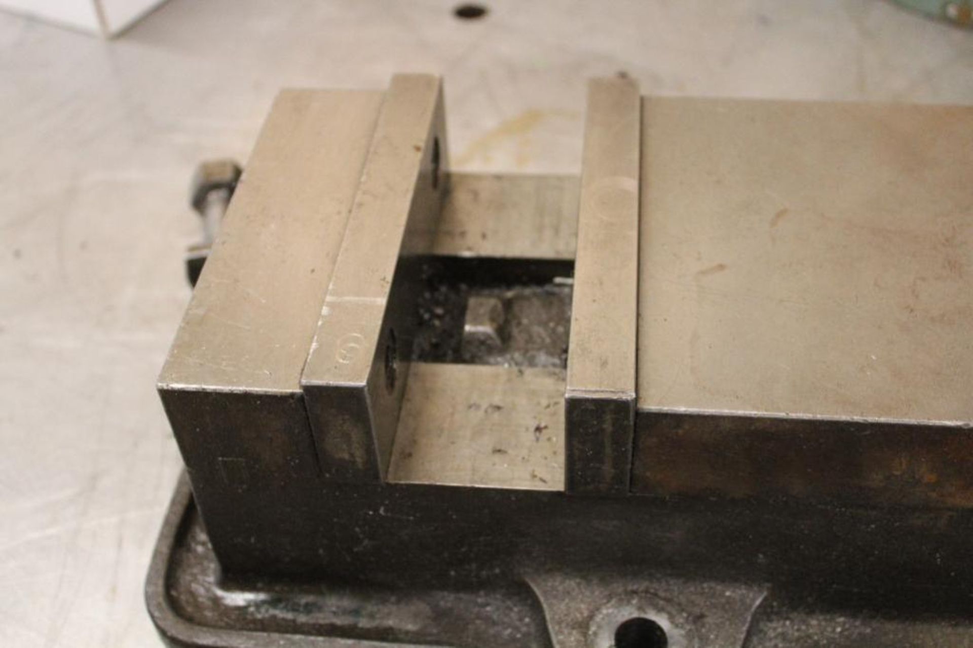 Kurt D-60 6" Milling Machine Vise - Image 4 of 5