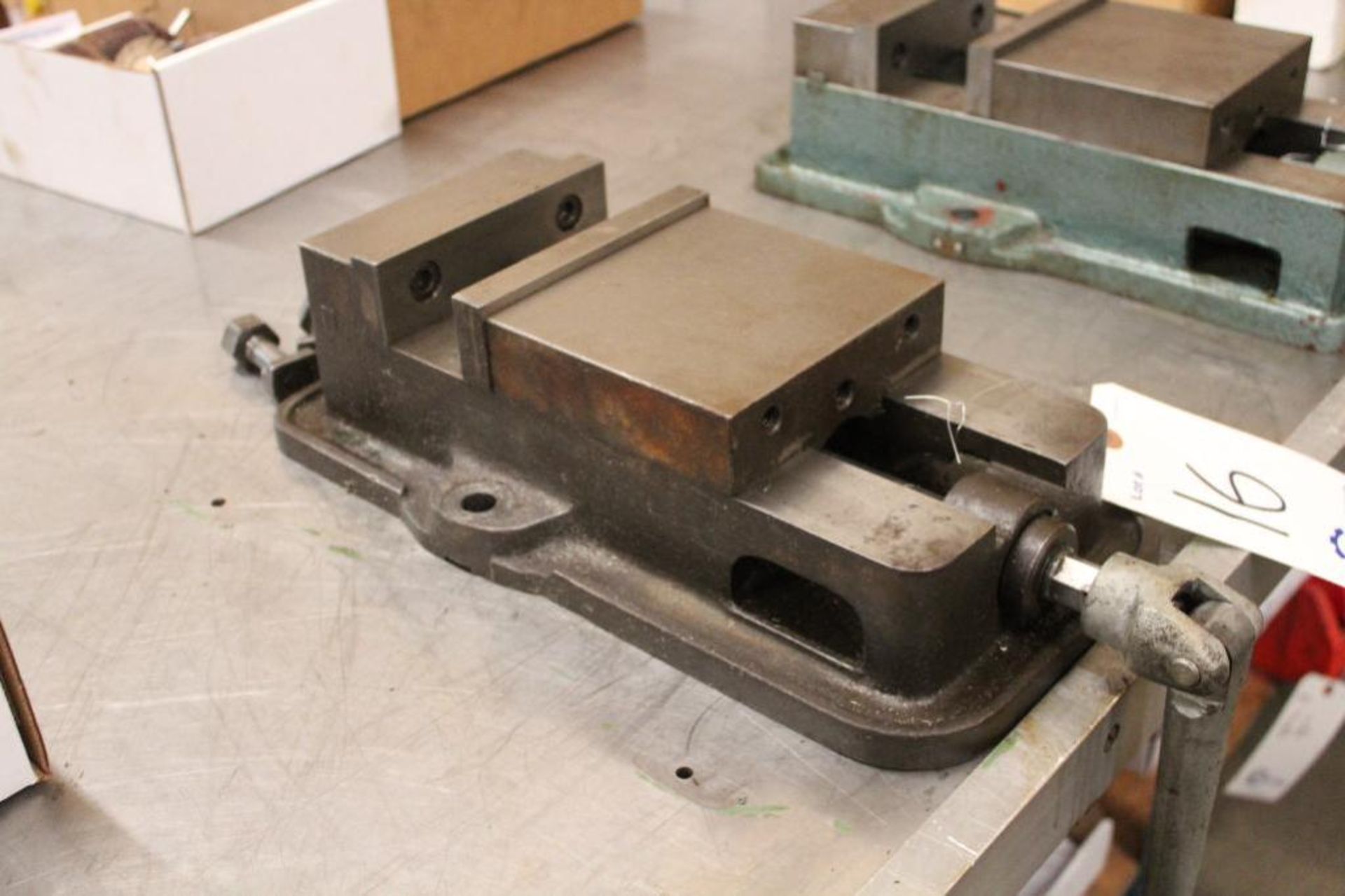 Kurt D-60 6" Milling Machine Vise