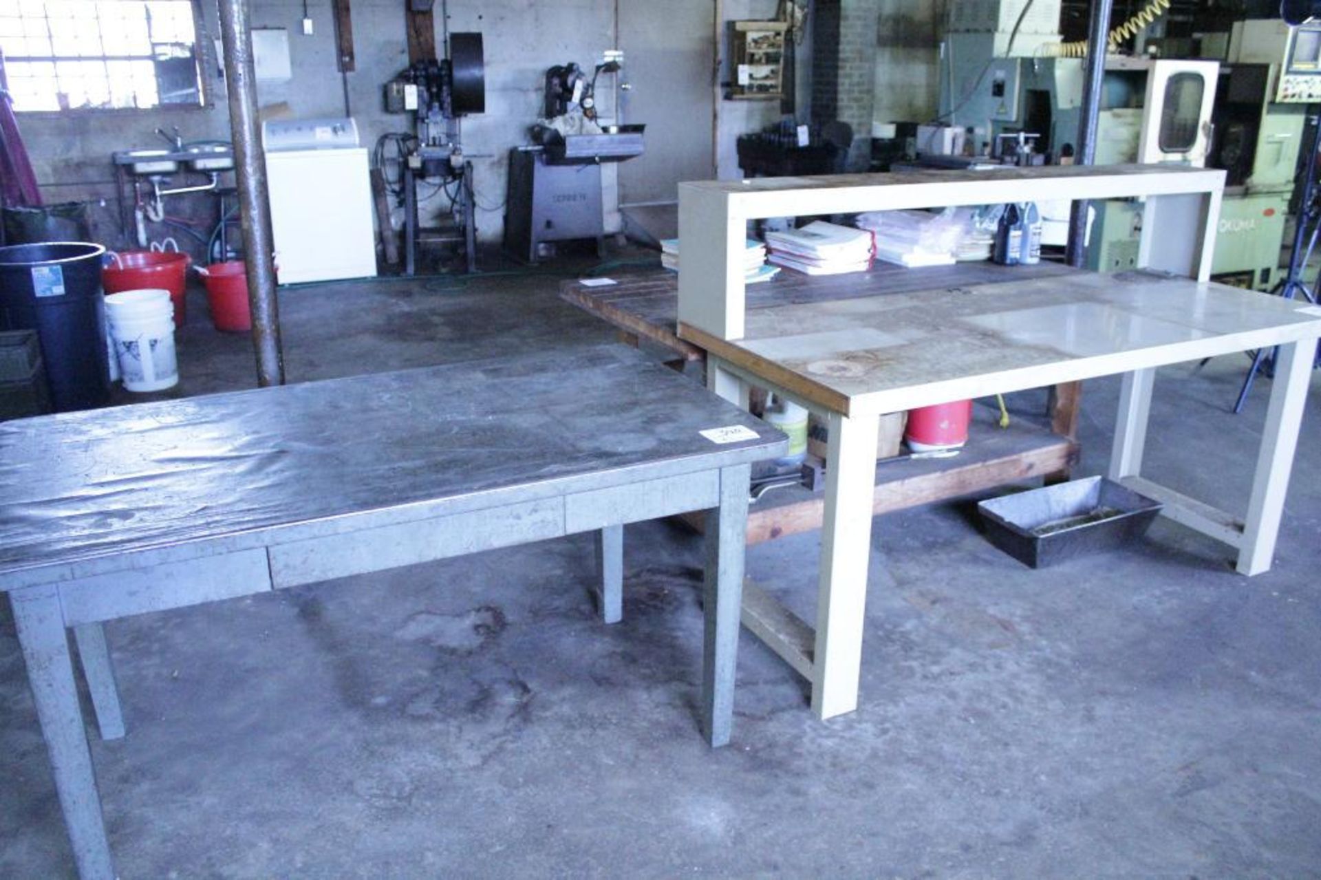 Work benches - Image 3 of 3