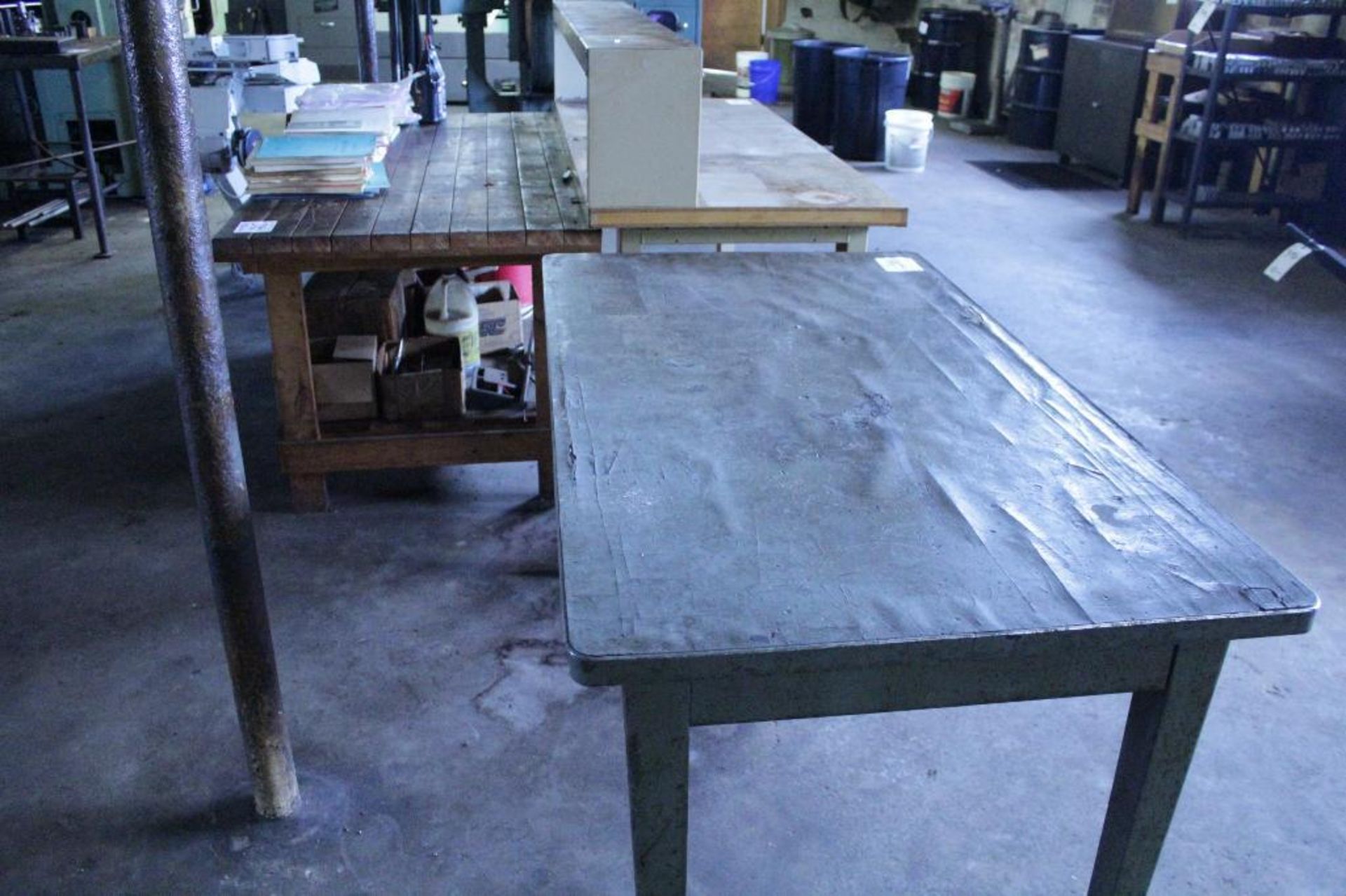 Work benches - Image 2 of 3
