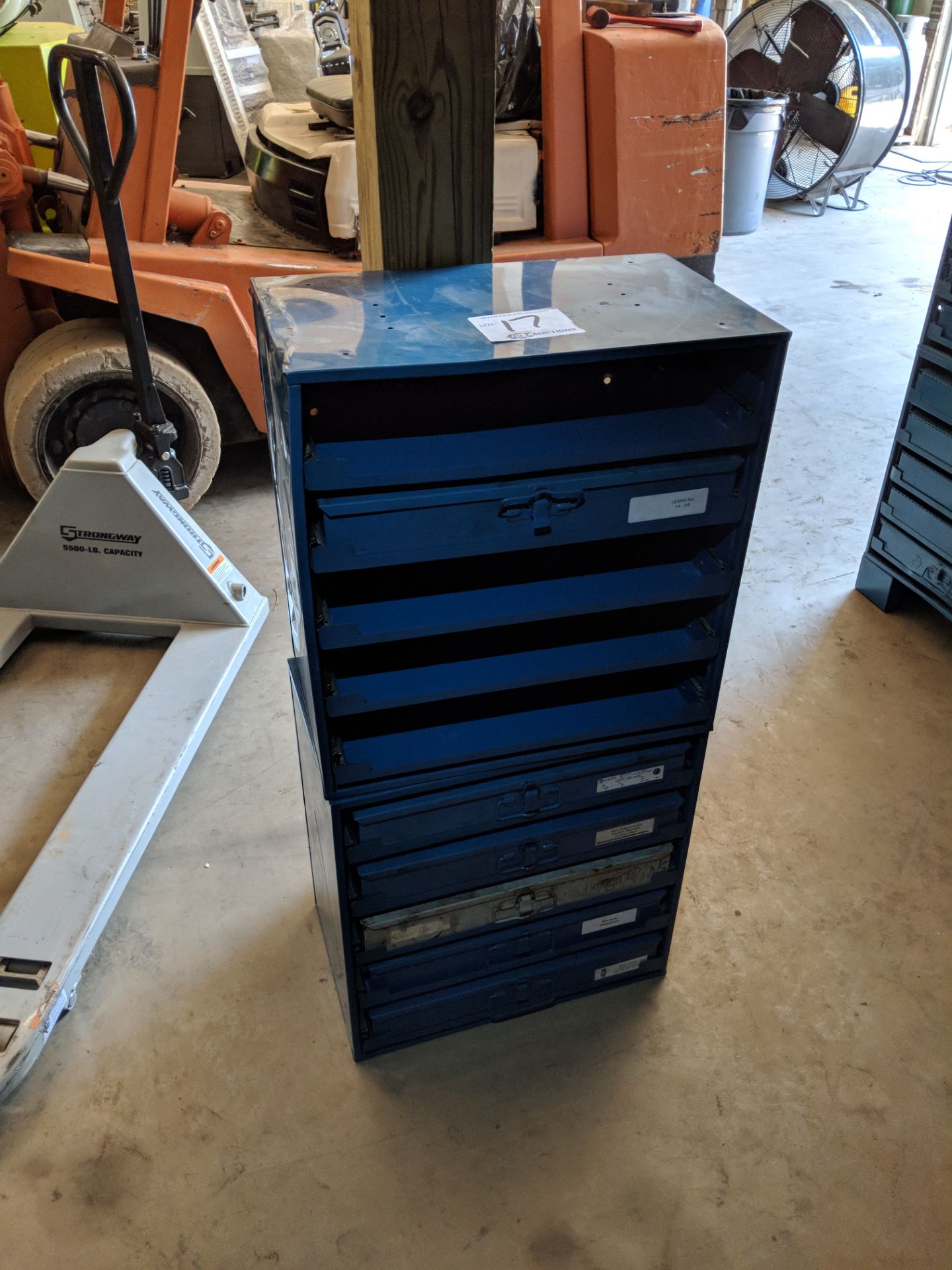 Hardware drawer cabinet (damaged)