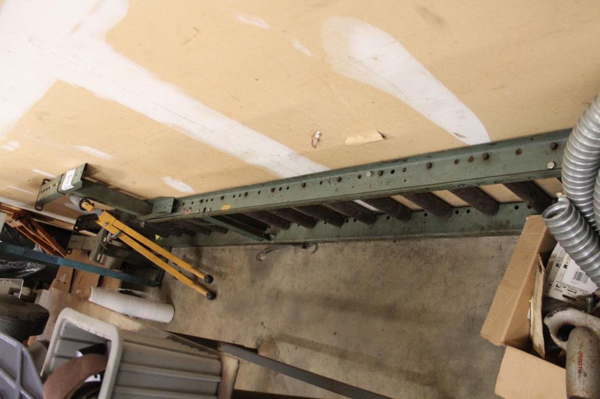 Hytrol roller conveyor 10' x 16"