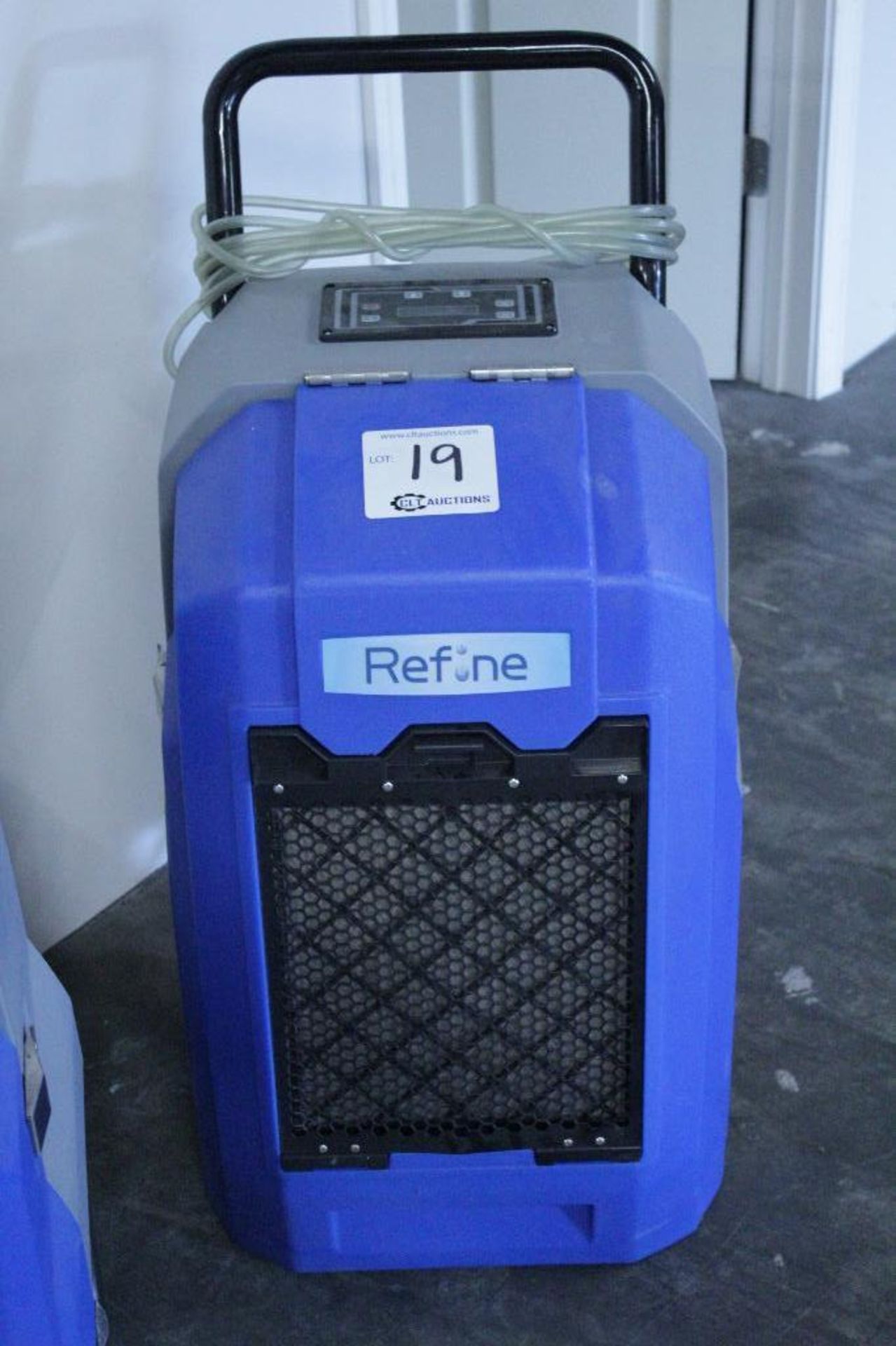 Refine Renegade XD70 dehumidifier - Image 2 of 5