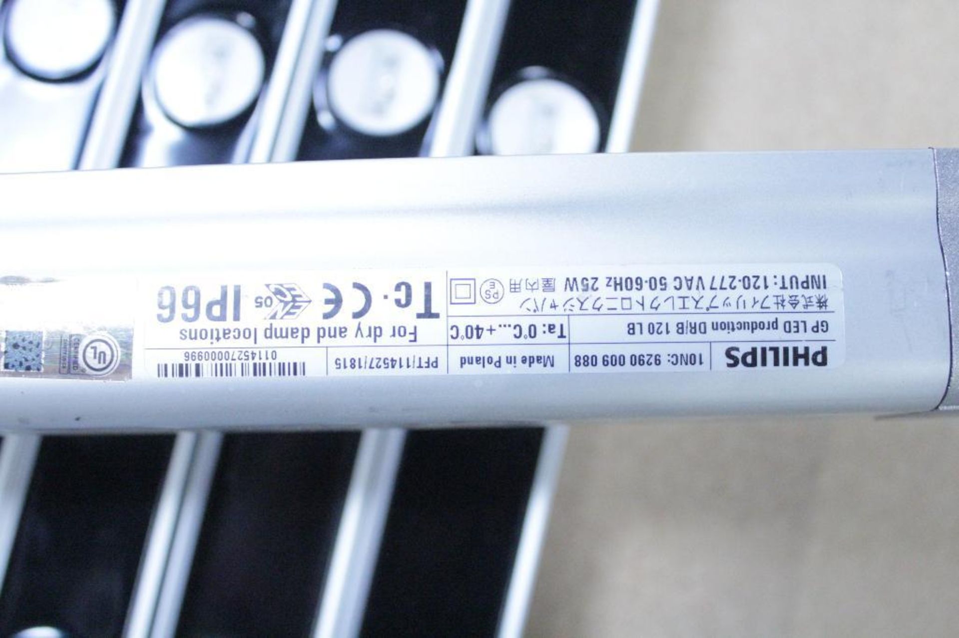 5 Philips GP LED Production bar lights DR/B 120LB - Image 3 of 7