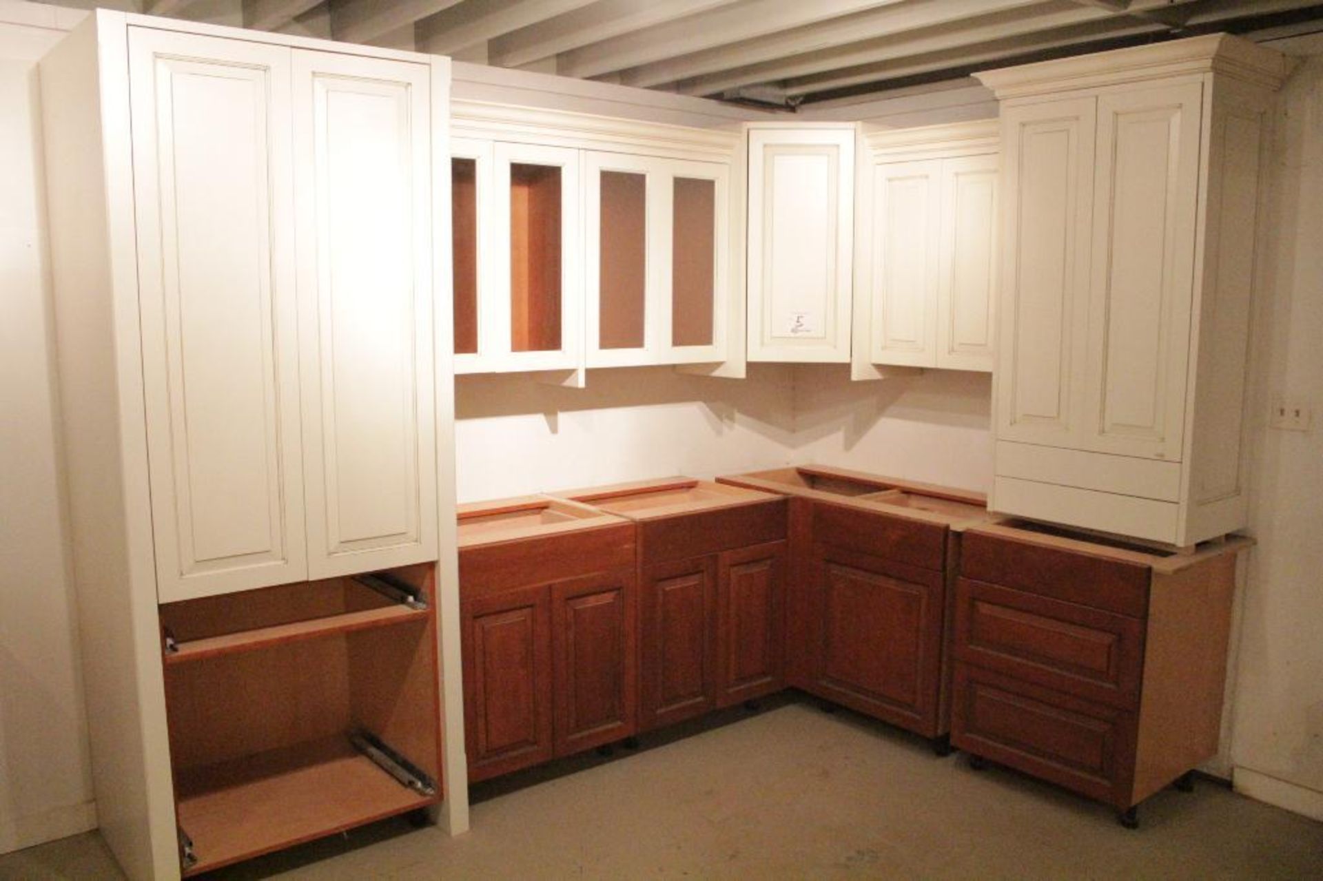 Display Kitchen cabinets