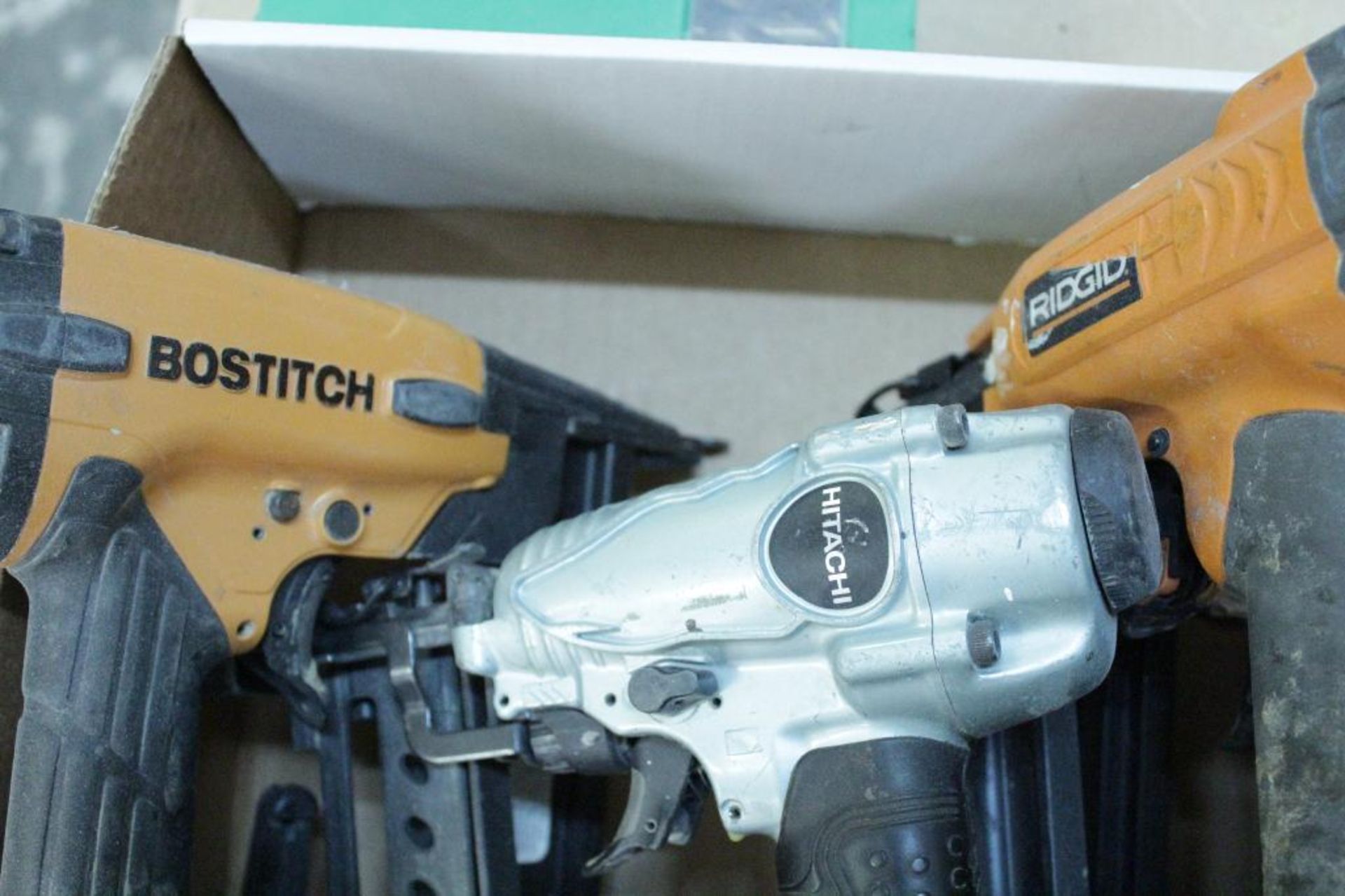 Bostitch, Hitachi & Ridgid brad guns - Bild 3 aus 3