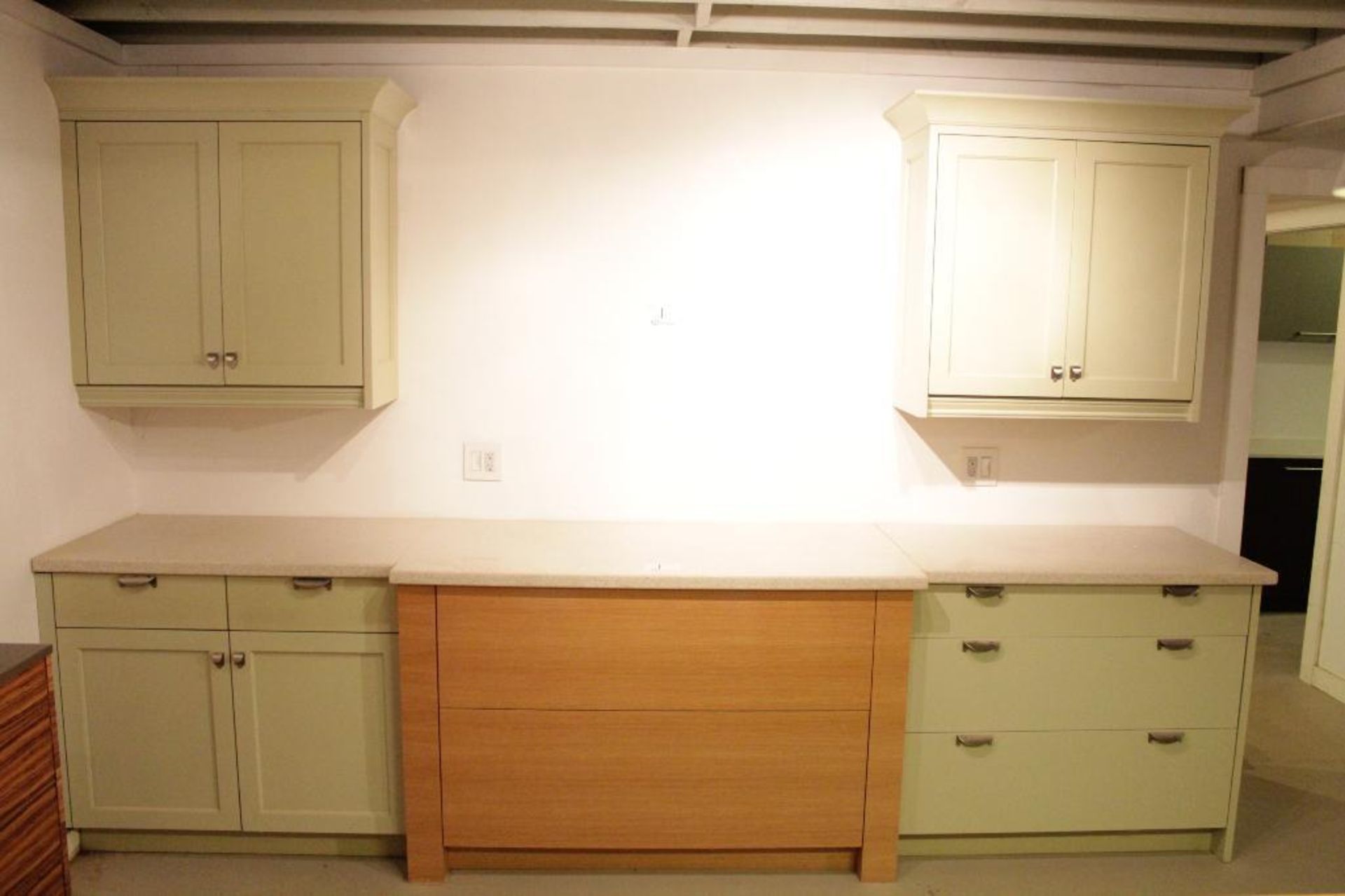 Display Kitchen cabinets