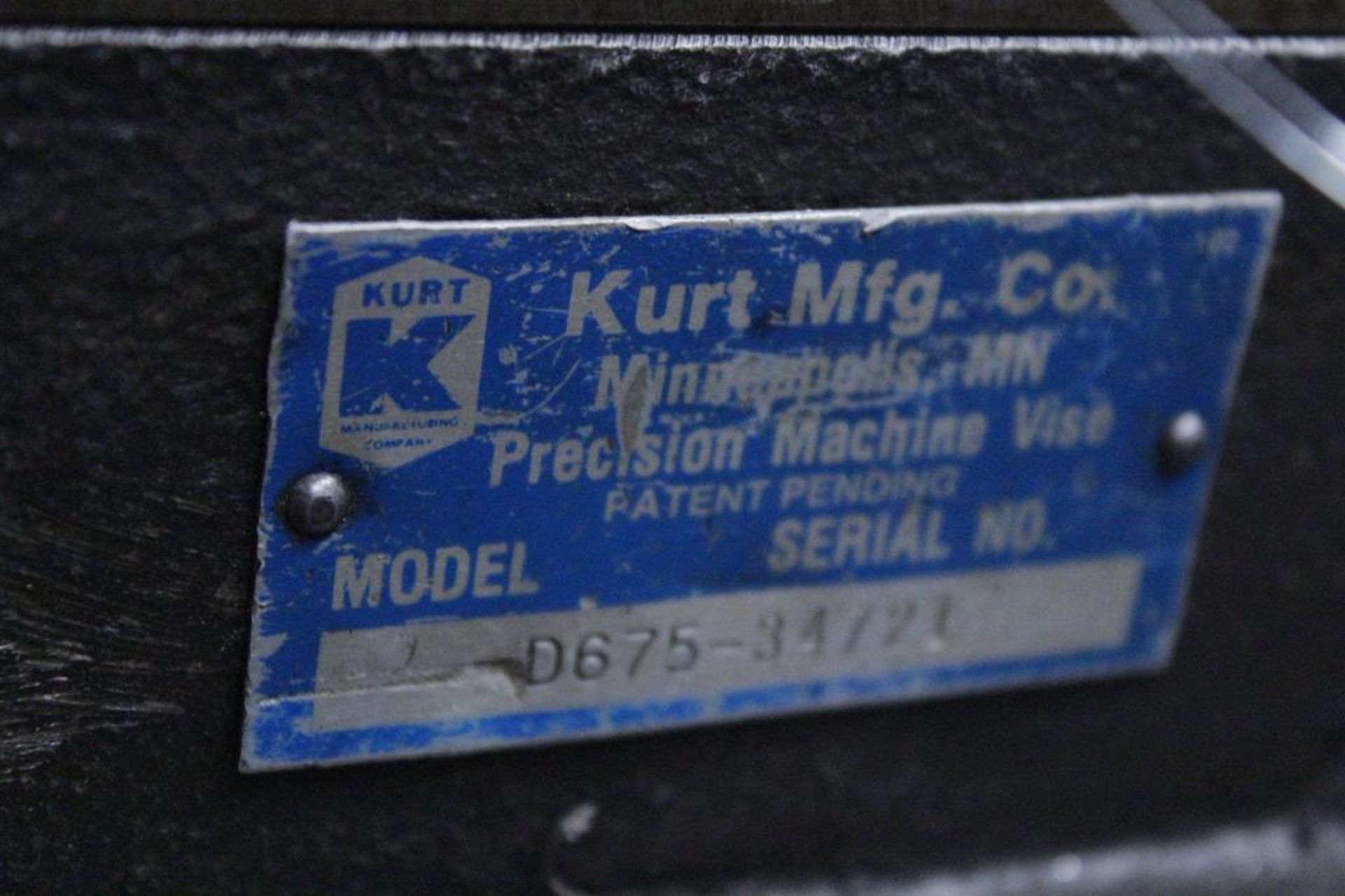 Kurt D-675 6" milling machine vise - Image 5 of 5
