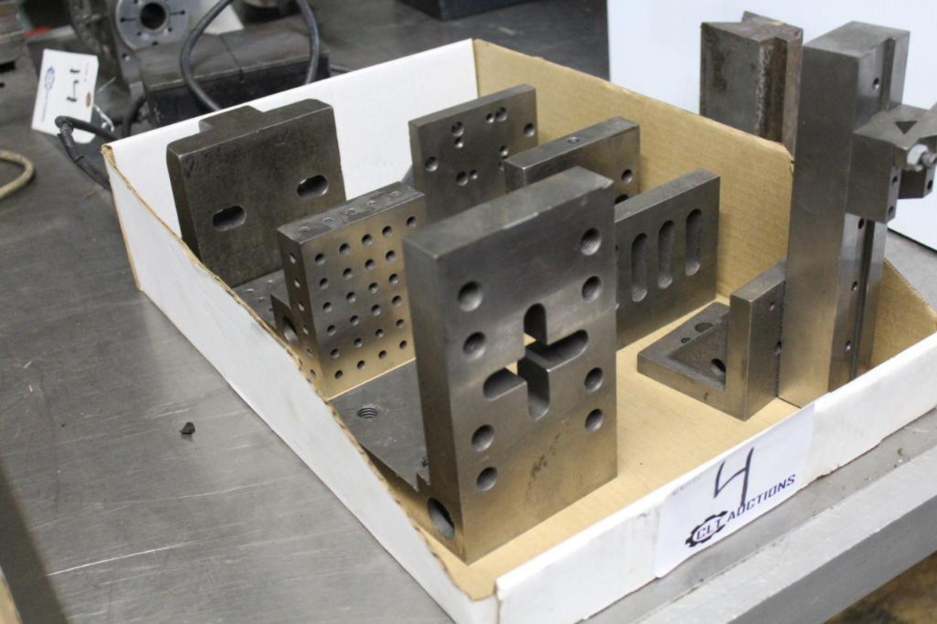 Precision right angle blocks