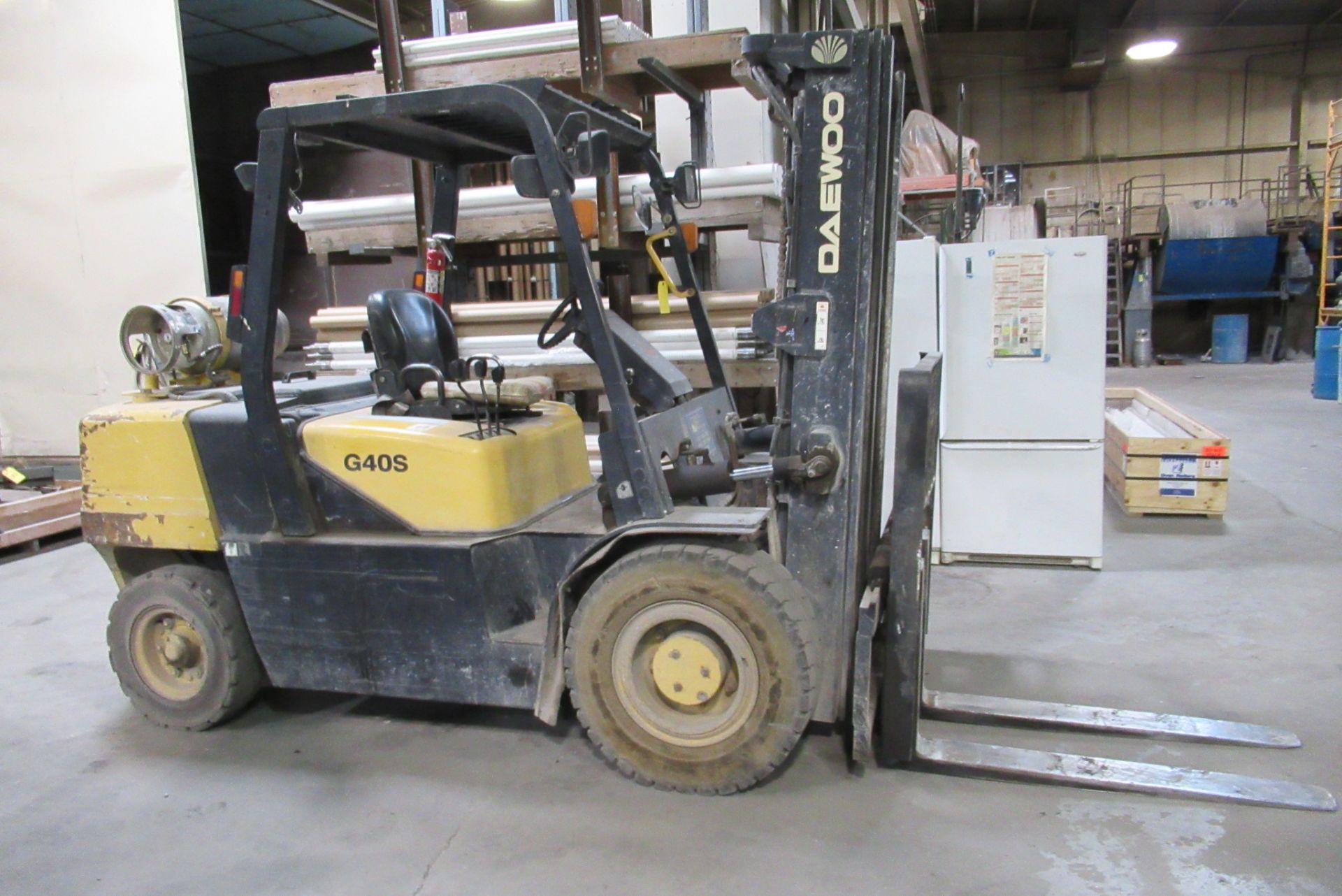 Daewoo LPG Forklift w/Sideshift & Scale - Image 3 of 6