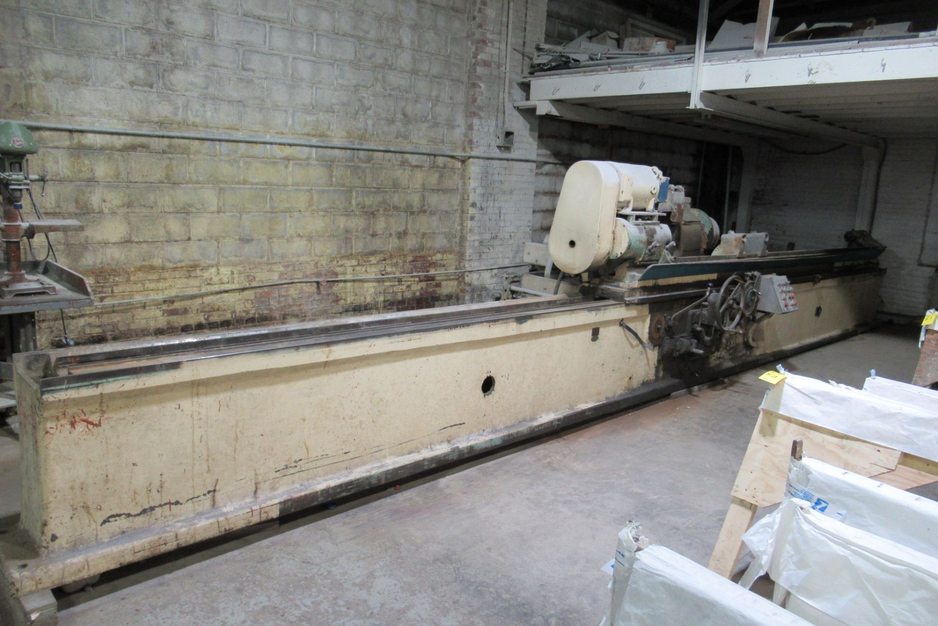 Cincinnati 16x160" Cylindrical Grinder