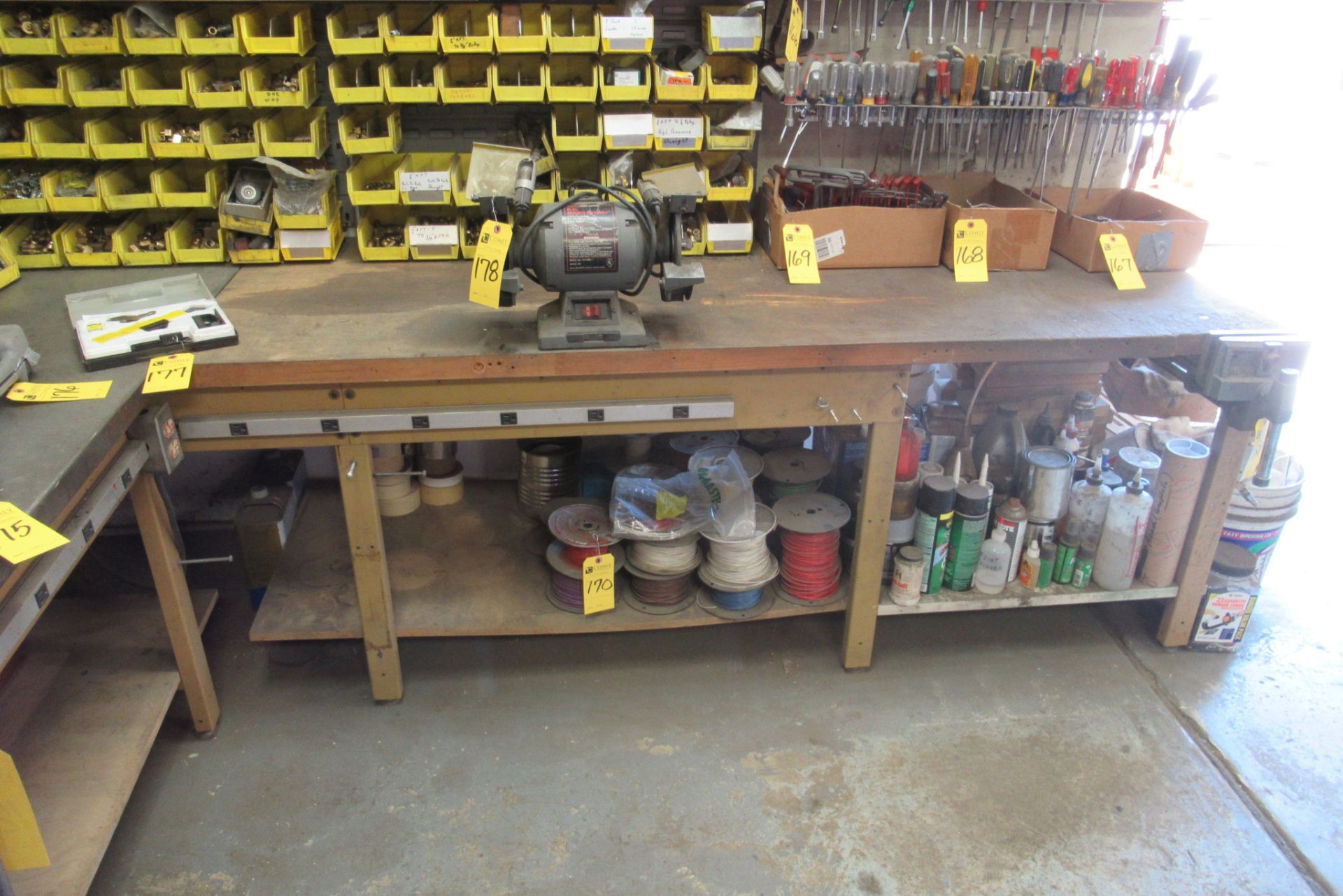 Work Bench w/Vise