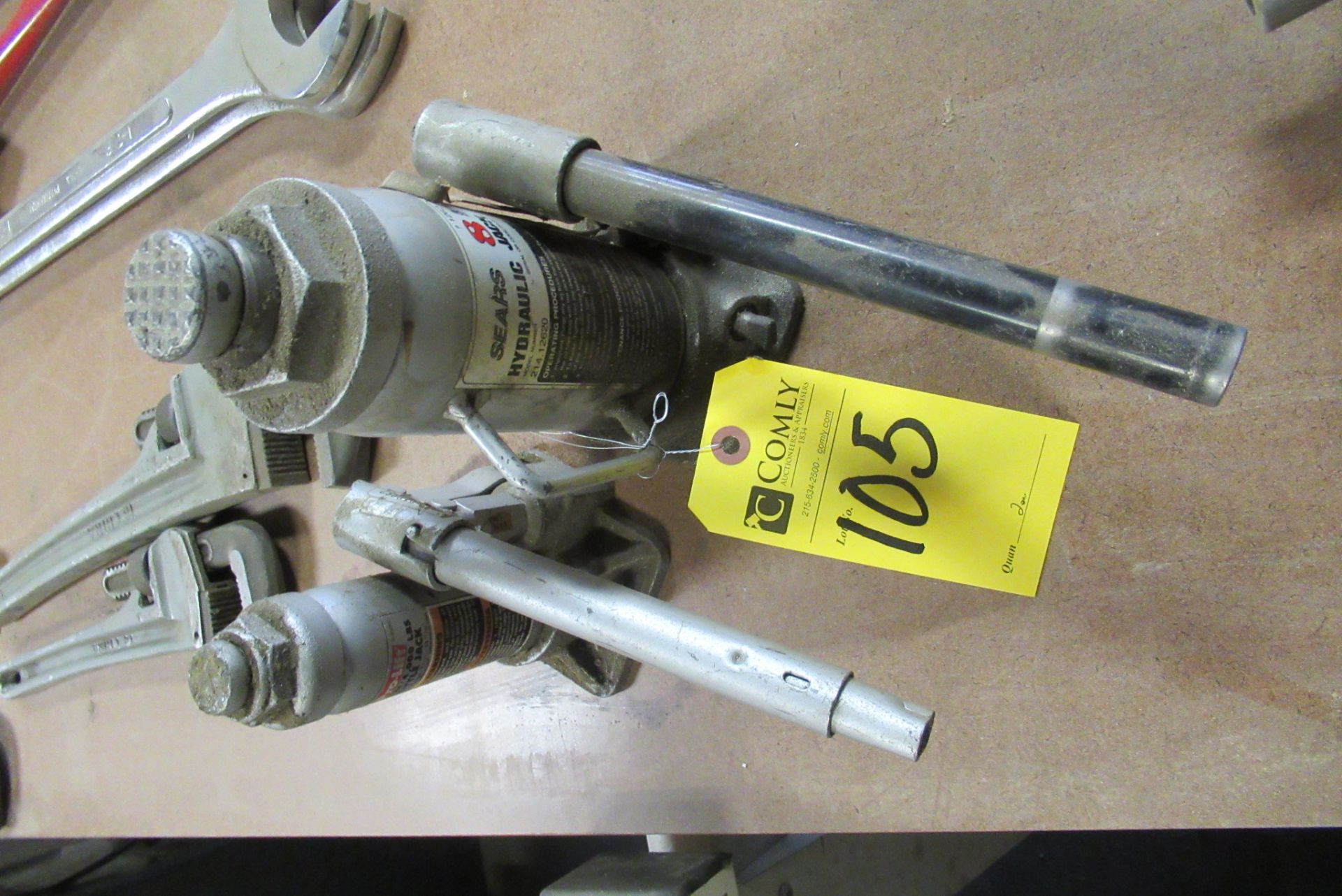 Hydraulic Pump Jacks, Asst. (2 Each)