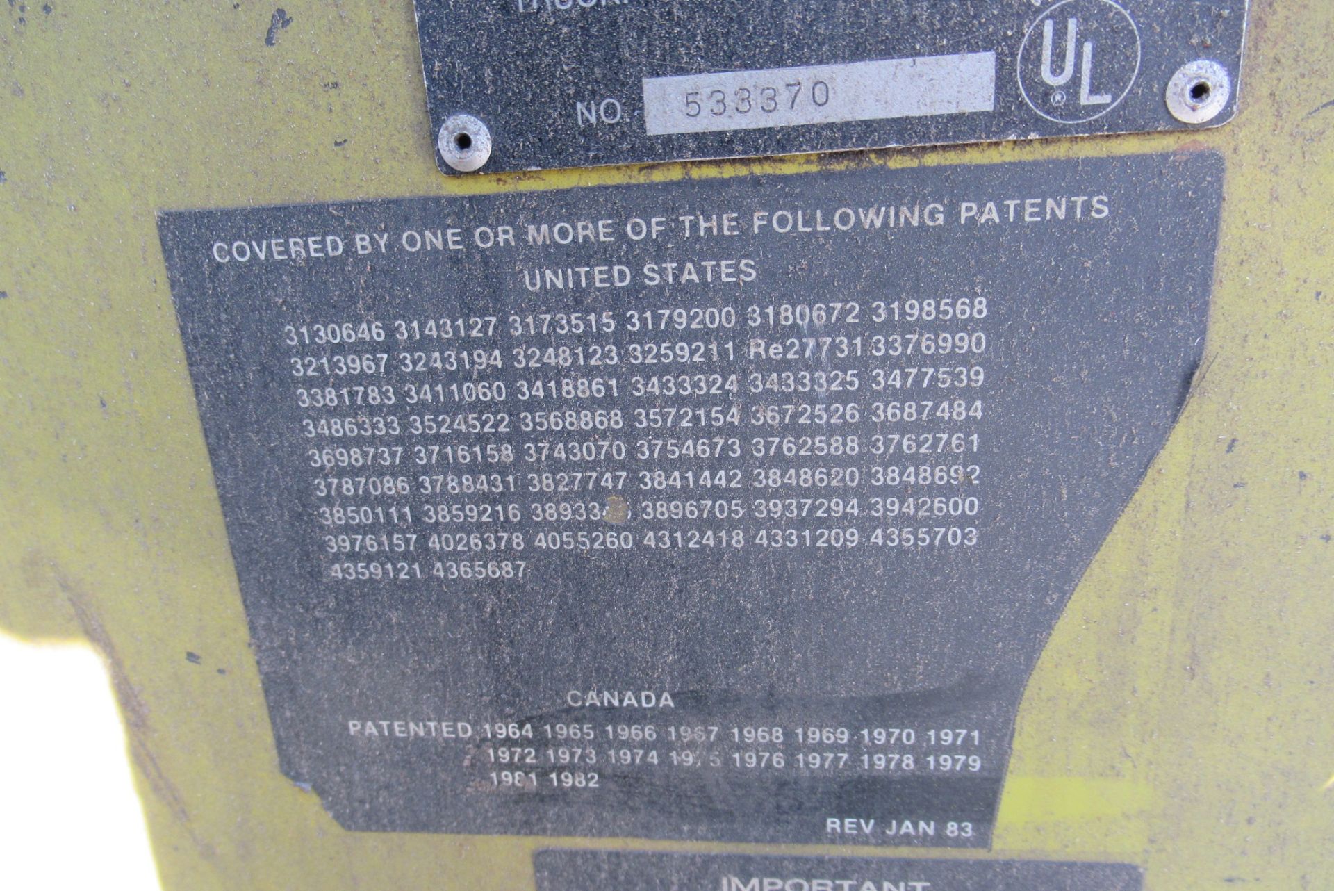 Clark Forklift 3,275 Lift Capacity, 3-Tier Lift, m/n C500-40, s/n 355-0002-5615FA, 990 Hours - Image 8 of 8