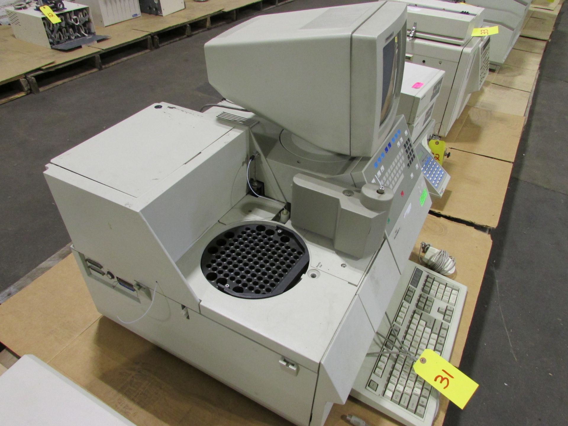 Perkin Elmer Liquid Chromatograph\ - Image 4 of 8