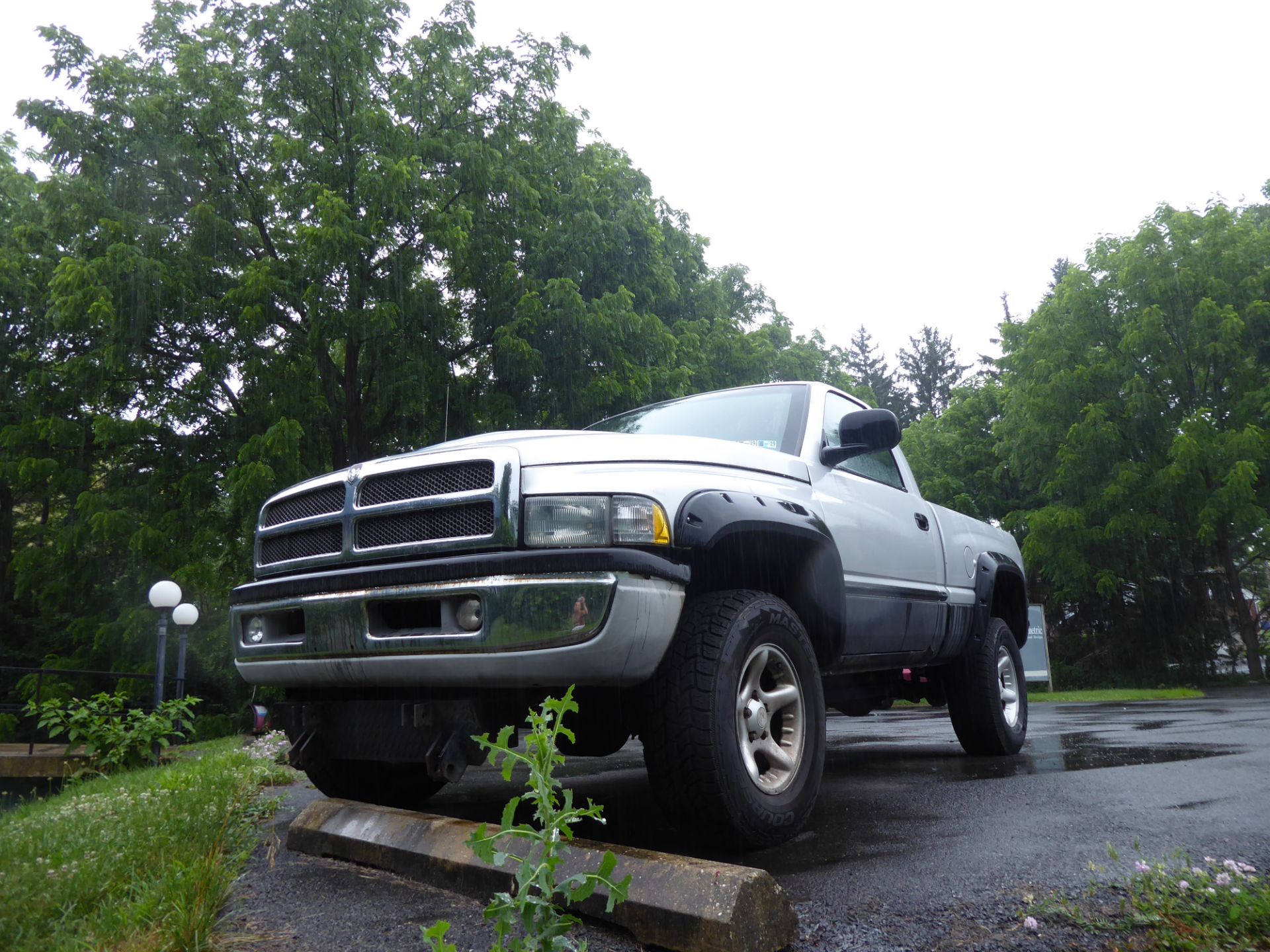 2001 Dodge Ram Pick-Up Truck - Image 2 of 3