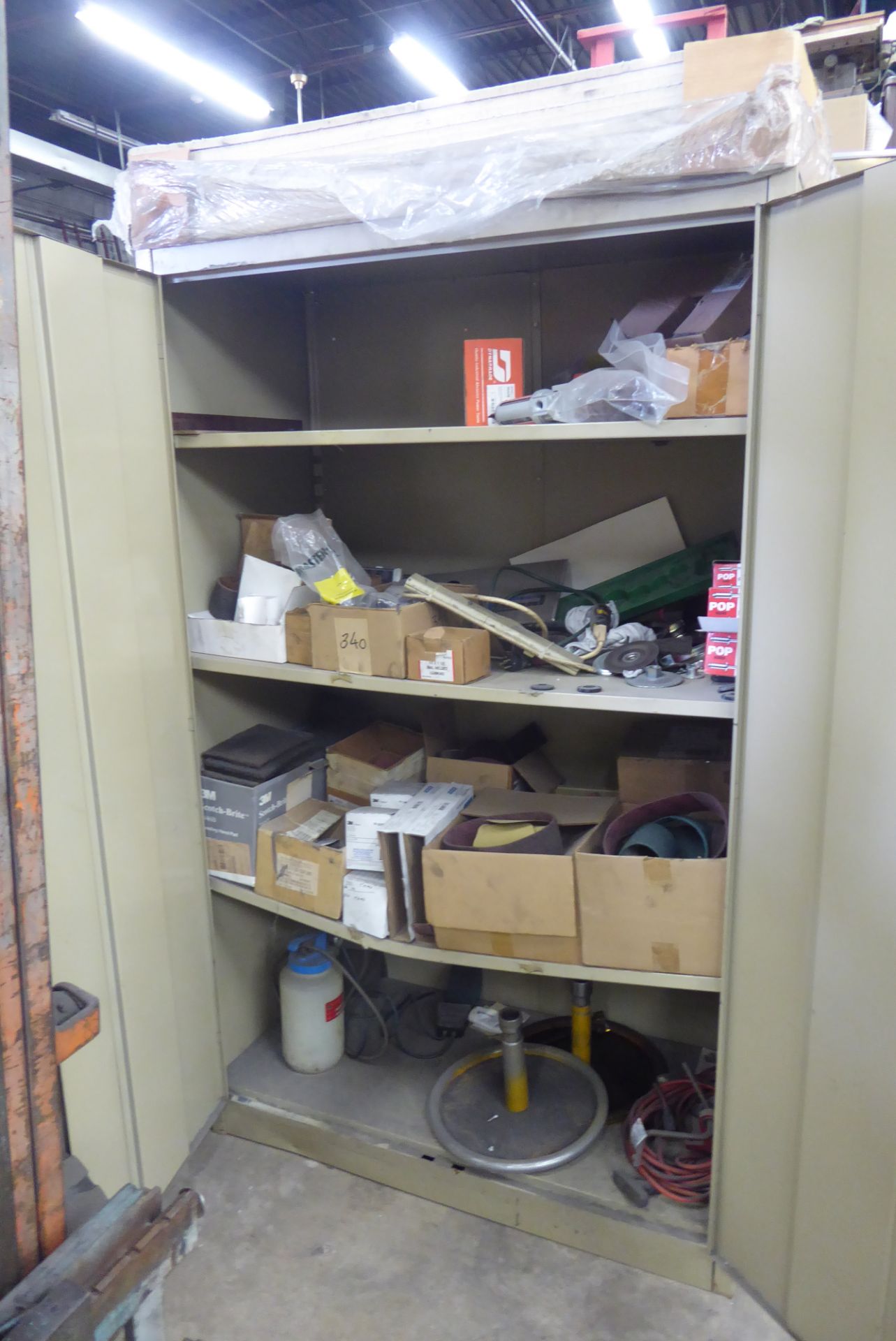 Rack & Cabinets w/Contents - Image 4 of 7