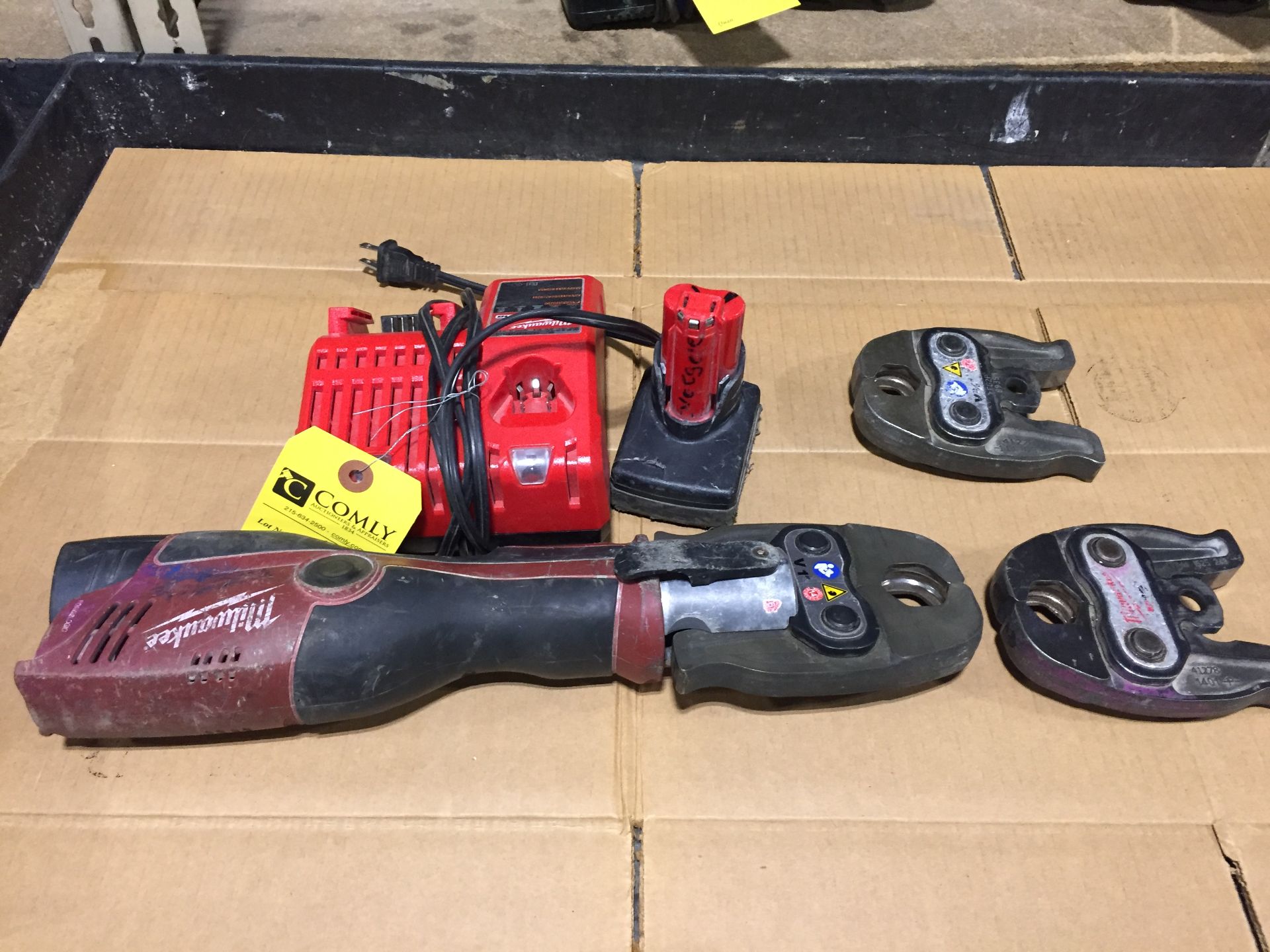 Milwaukee M12 Cordless Force Logic Press w/(3) Dies (2-Batteries, 1-Charger)