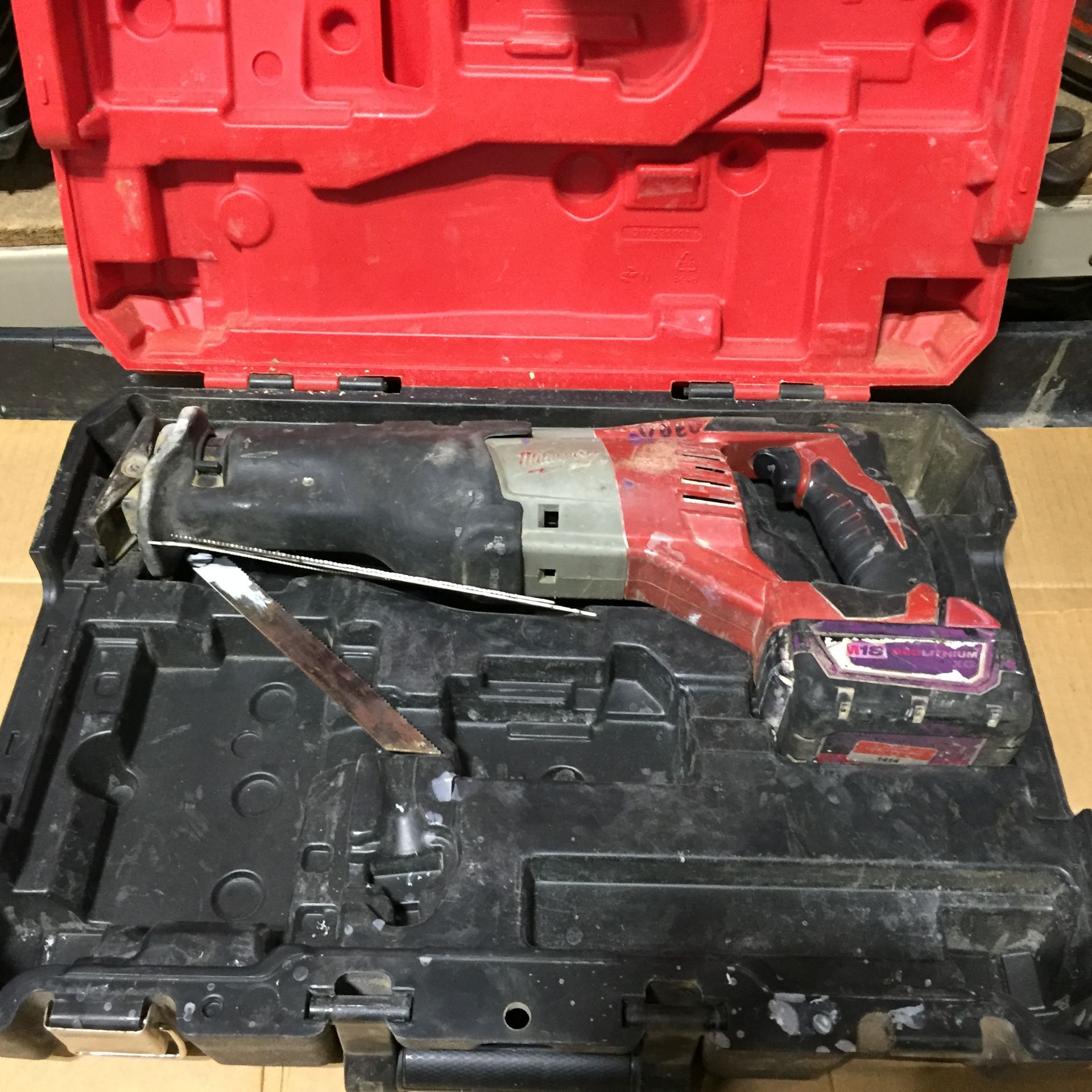 Milwaukee 18 V Cordless Sawzall (1 Battery)