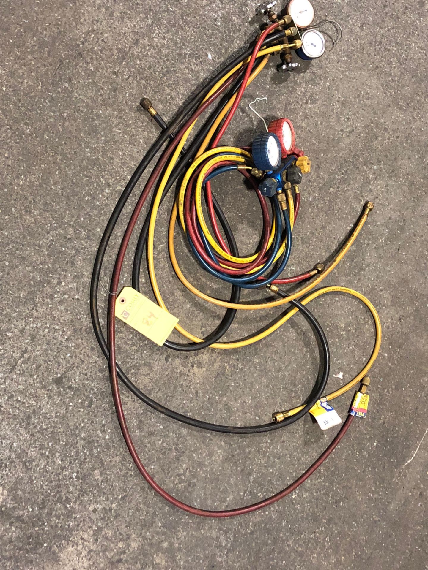 Yellow Jacket Welding Regulators (2 Each)