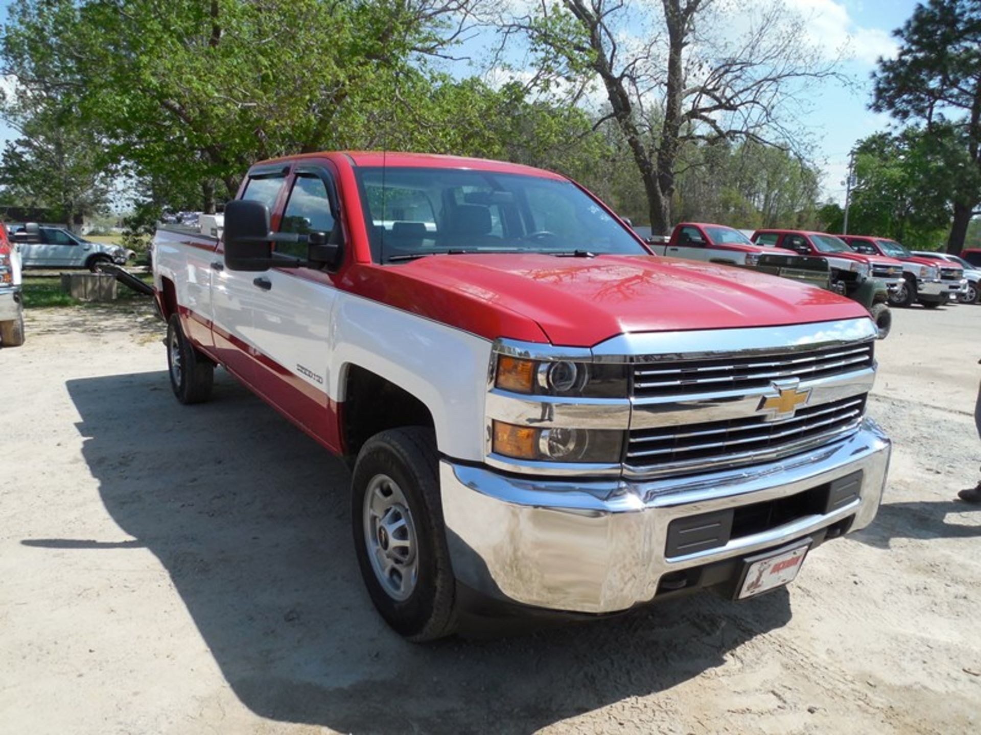 2016 CHEV 2500 43,943 miles crew cab vin# 1GC1CUEG1GF269866 crew cab vin# 1GC1CUEG1GF269866 - Image 6 of 6