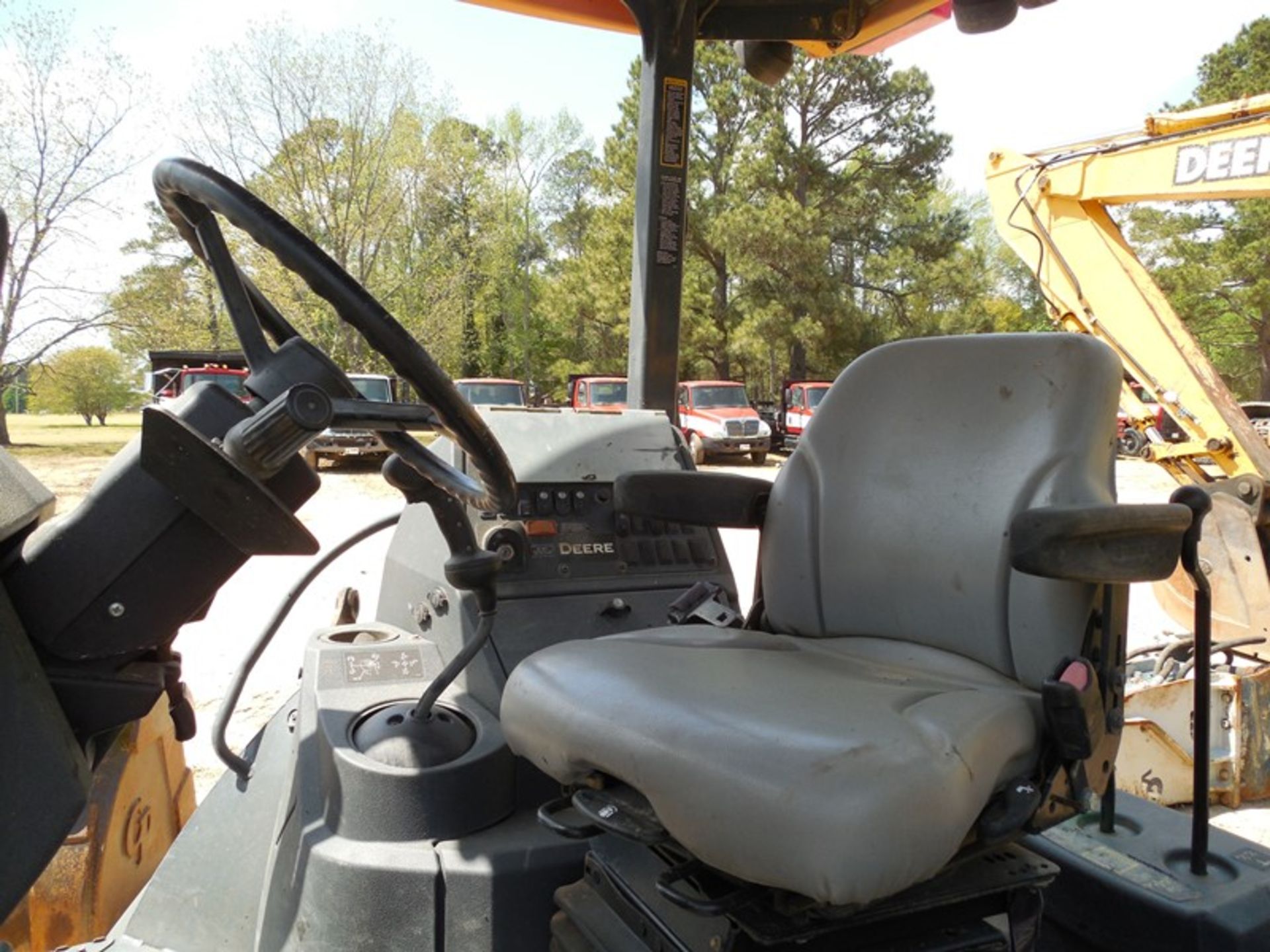 2015 Deere 310K backhoe 1905 hrs Pilots, 4wd, Multi purpose bucket, 24" bucket vin# - Image 8 of 8