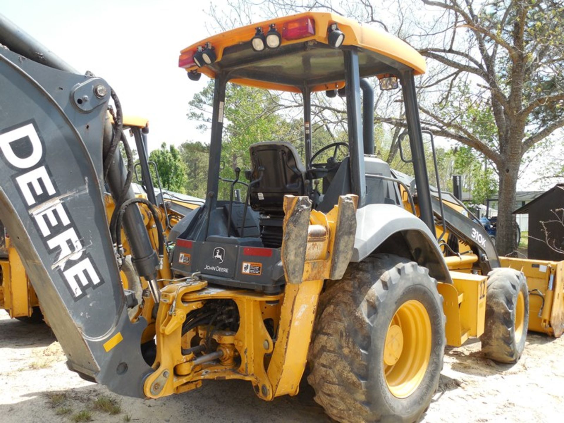 2015 Deere 310K backhoe 1905 hrs Pilots, 4wd, Multi purpose bucket, 24" bucket vin# - Image 6 of 8