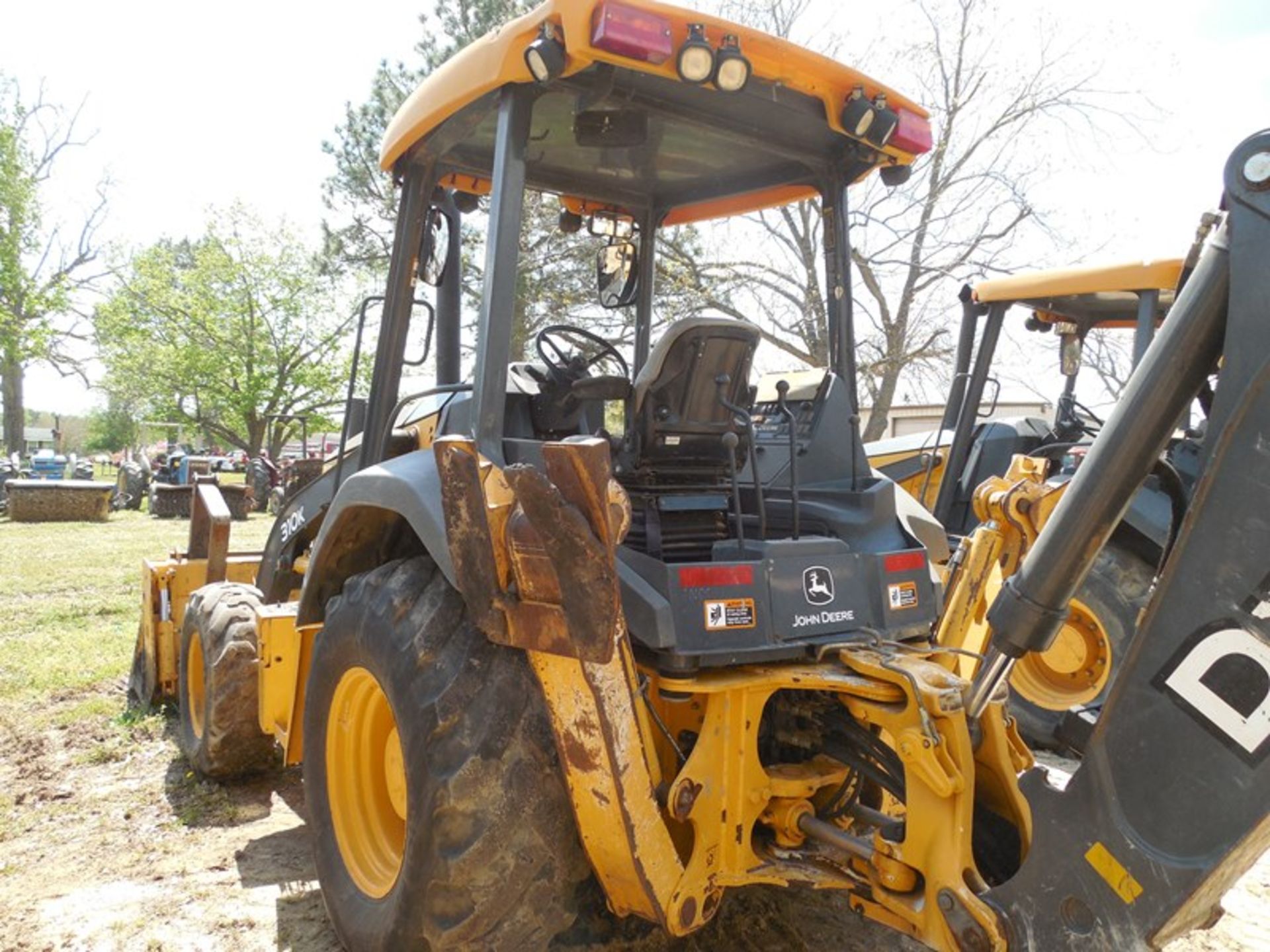 Deere 310K Backhoe 3368 hrs 4wd, Multi purpose bucket w/forks VIN# 1T0310KXPDE246928 4wd, Multi - Image 5 of 8