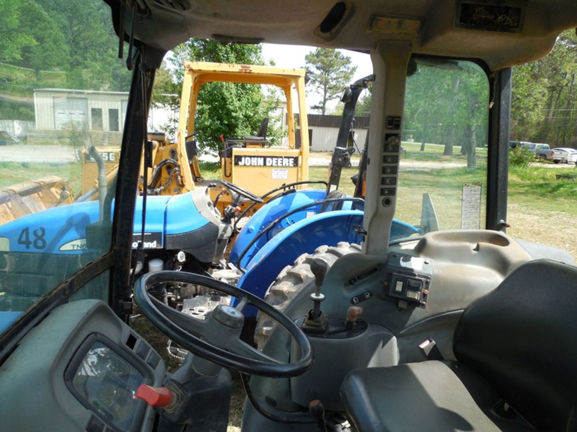 New Holland TN65 sweeper tractor cab with doors removed cab with doors removed - Image 4 of 7