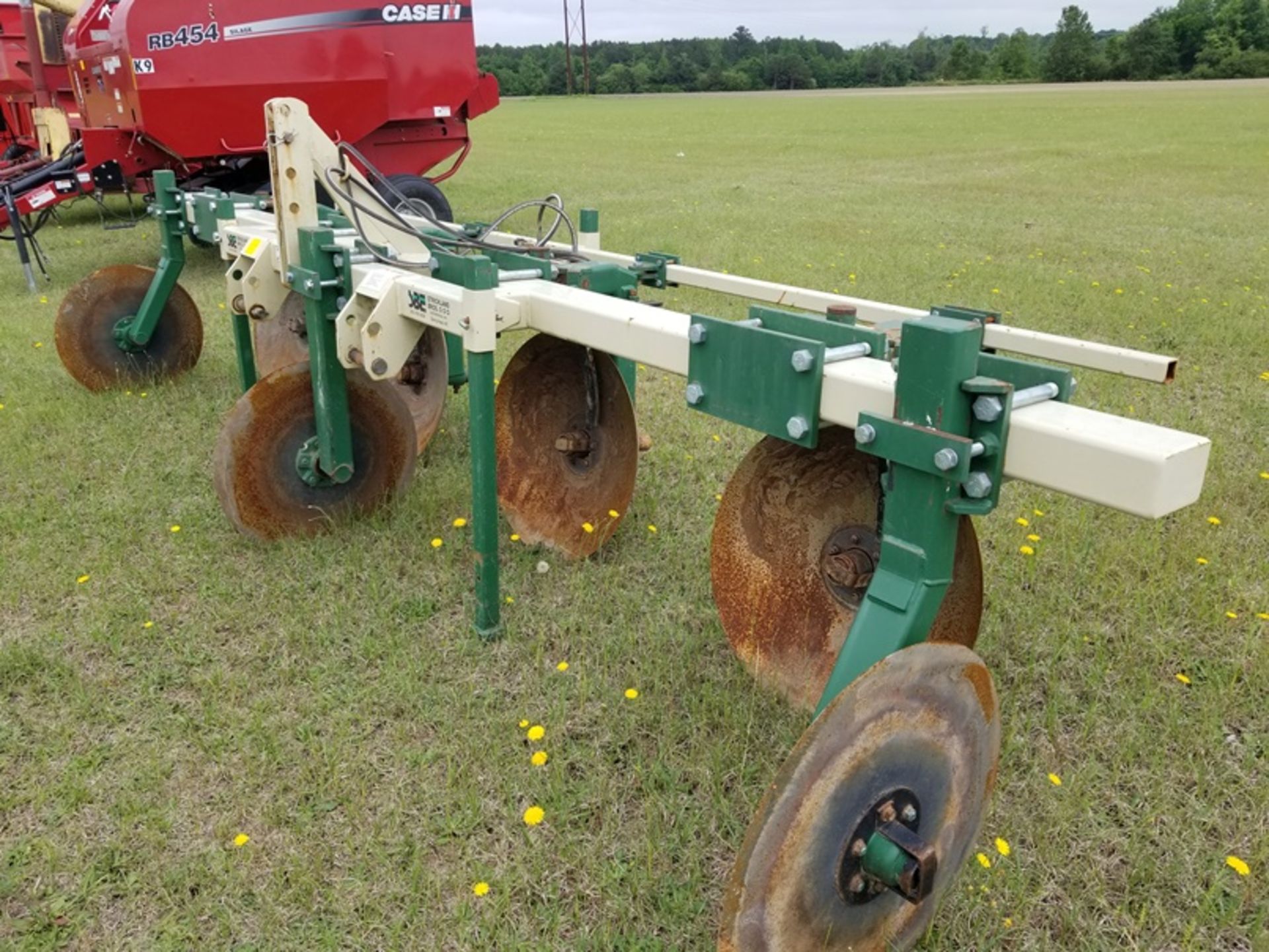 Strickland Bros sweet potato plow hyd turn - Image 4 of 4