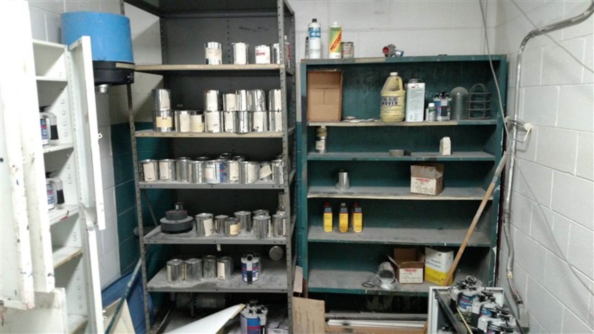 (All) Paint Mixing Equip. (in Room) - Image 3 of 6