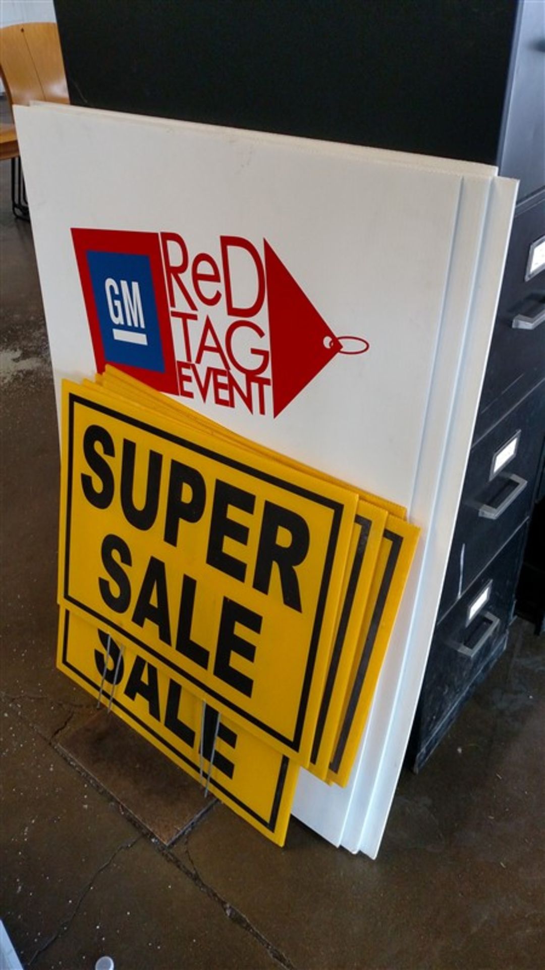 (All) Sale Signs