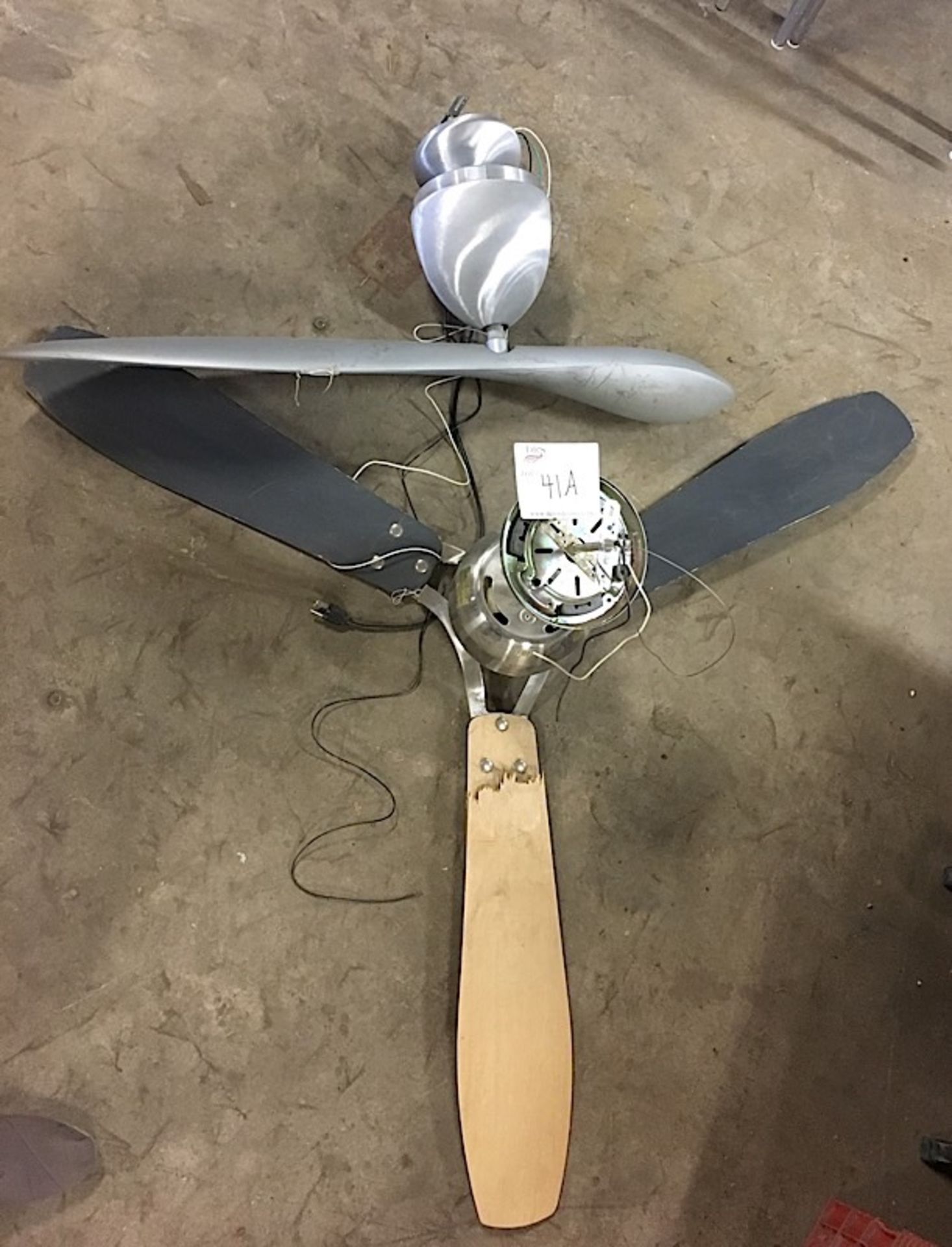 LOT OF 2 CEILING FANS