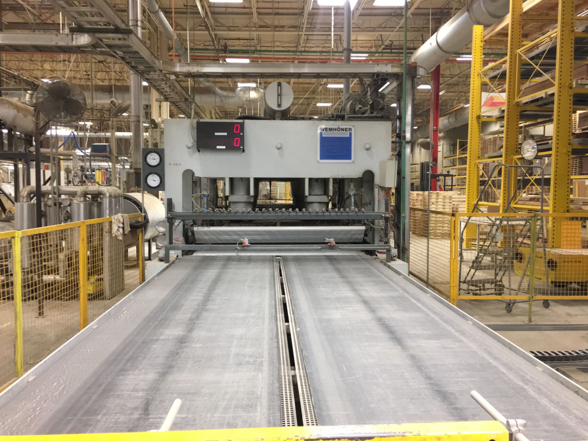 WEMHONER PRESS including infeed conveyor outfeed conveyor - Image 6 of 9