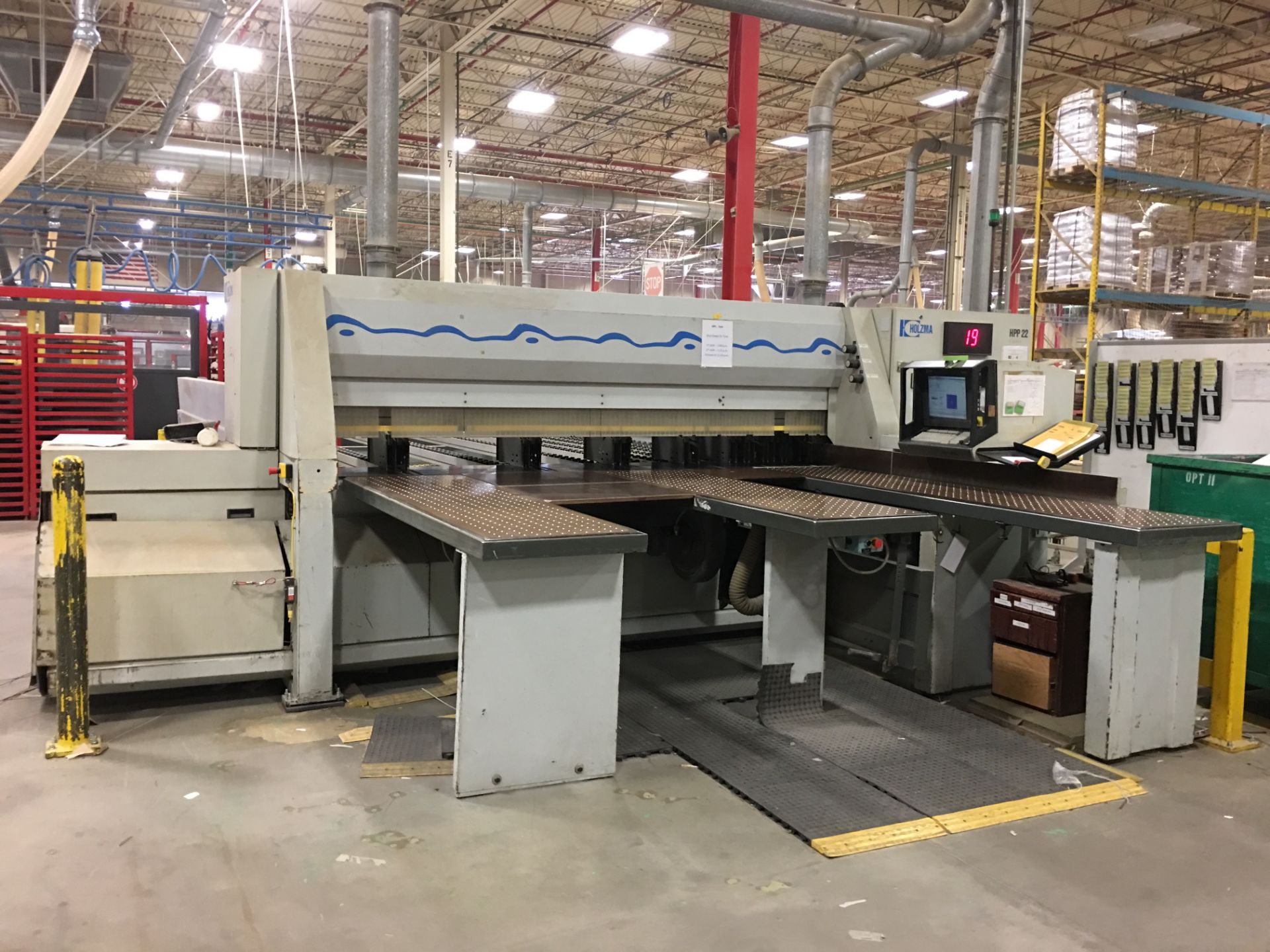 HOLZMA (HPP22/32) CNC PANEL SAW