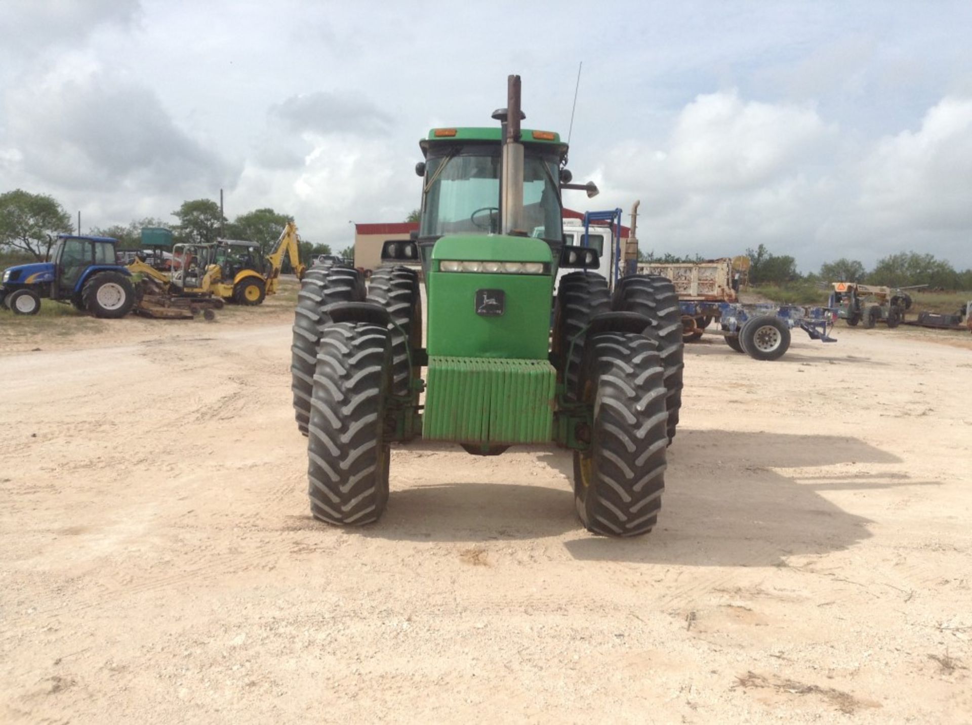 2008 New Holland B95 front end loader/backhoe, diesel, 3,362 hours diesel, 3,362 hours - Image 3 of 9