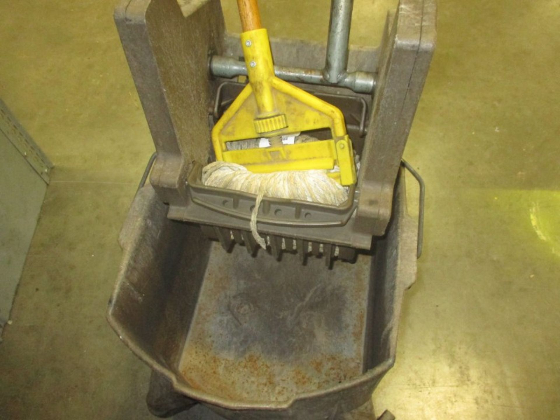 Mop Bucket - Image 2 of 2