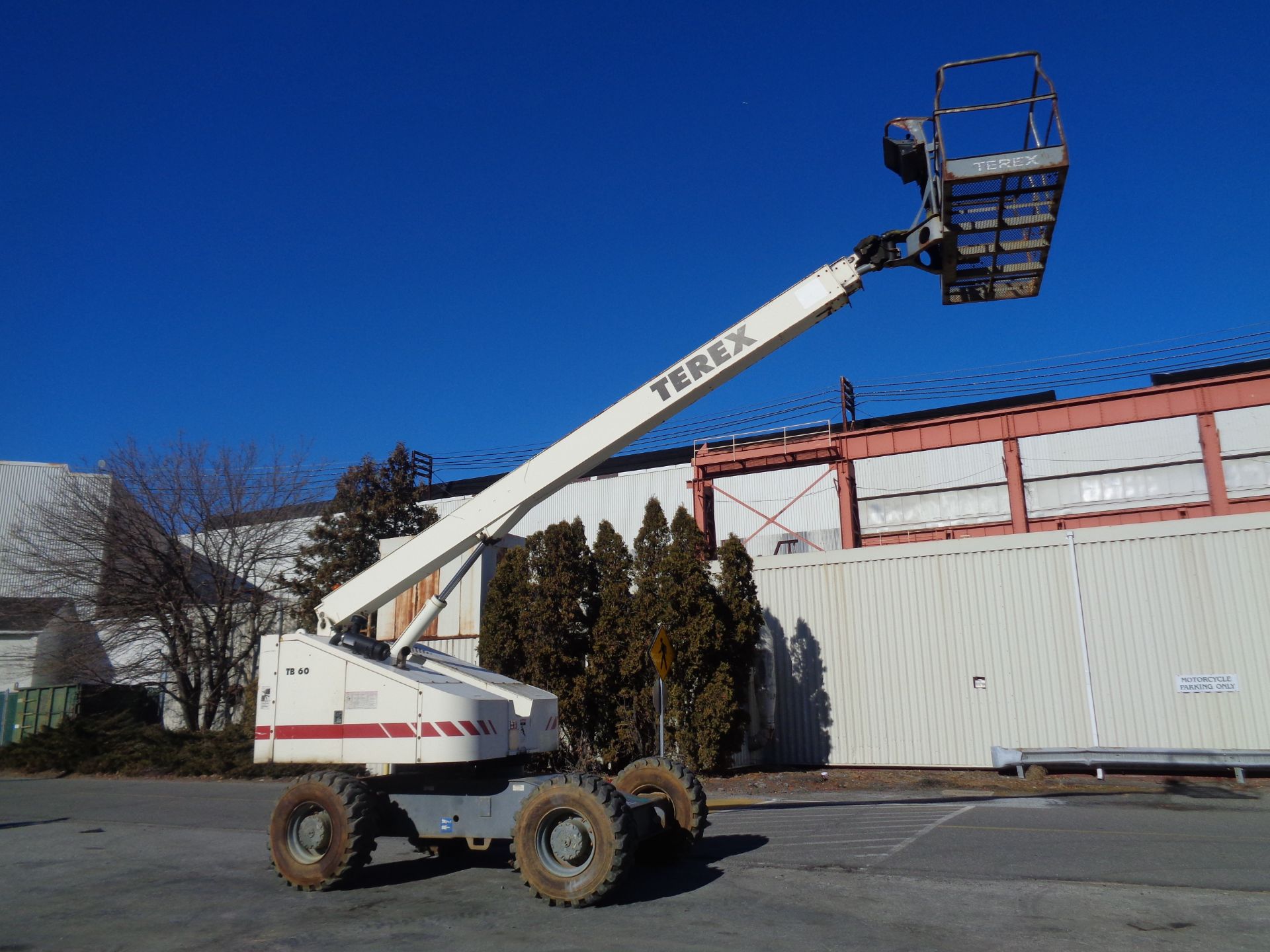 Terex TB60 60 ft Boom Lift - 4x4 - (1)