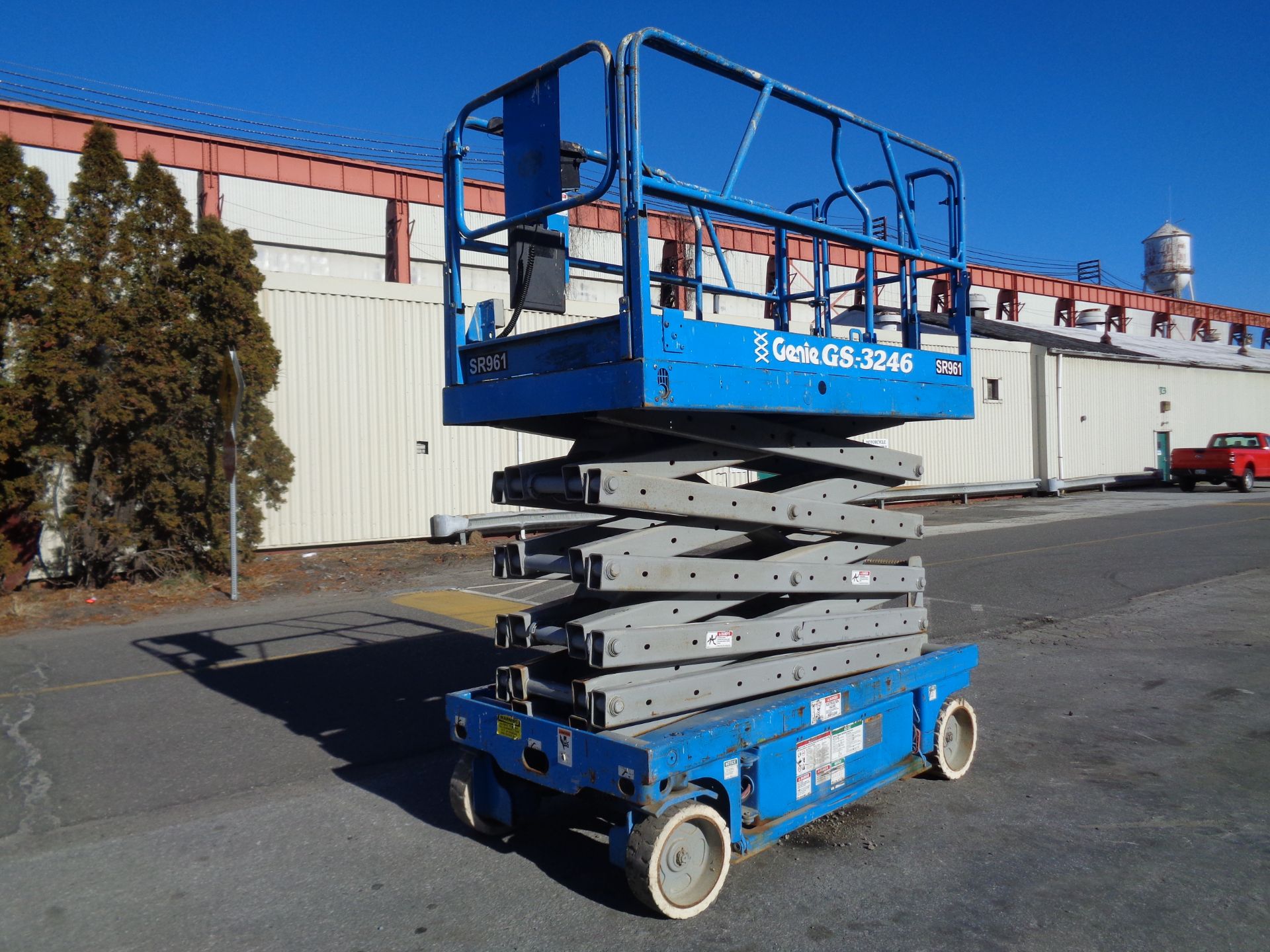 Genie GS3246 Electric Scissor Lift - 32ft Height - Image 5 of 13