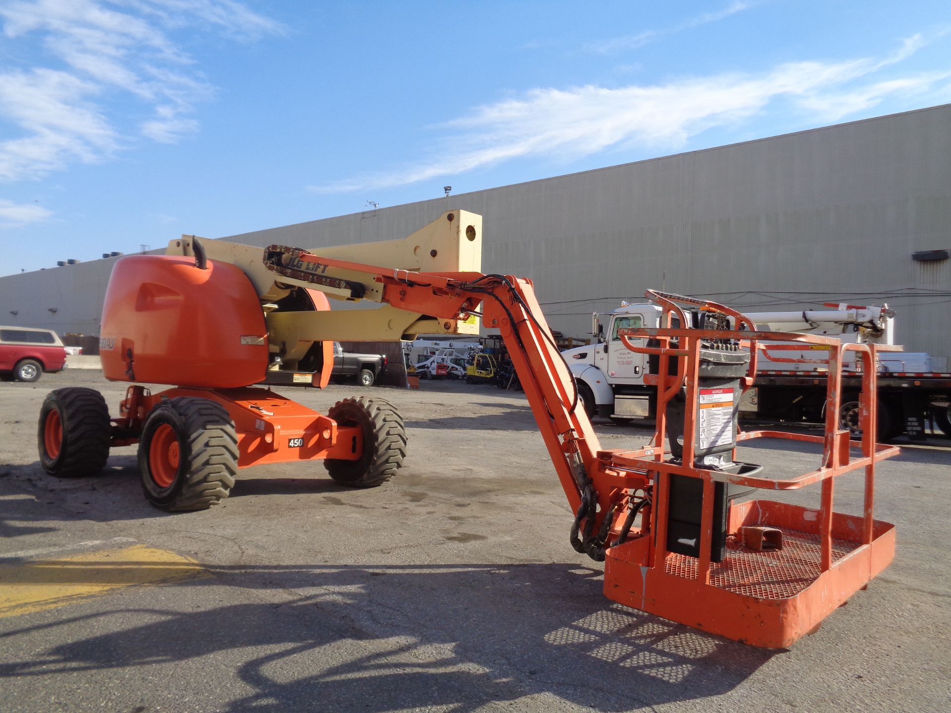 JLG 450AJ 45ft 4x4 Articulating Boom Lift - Image 9 of 12