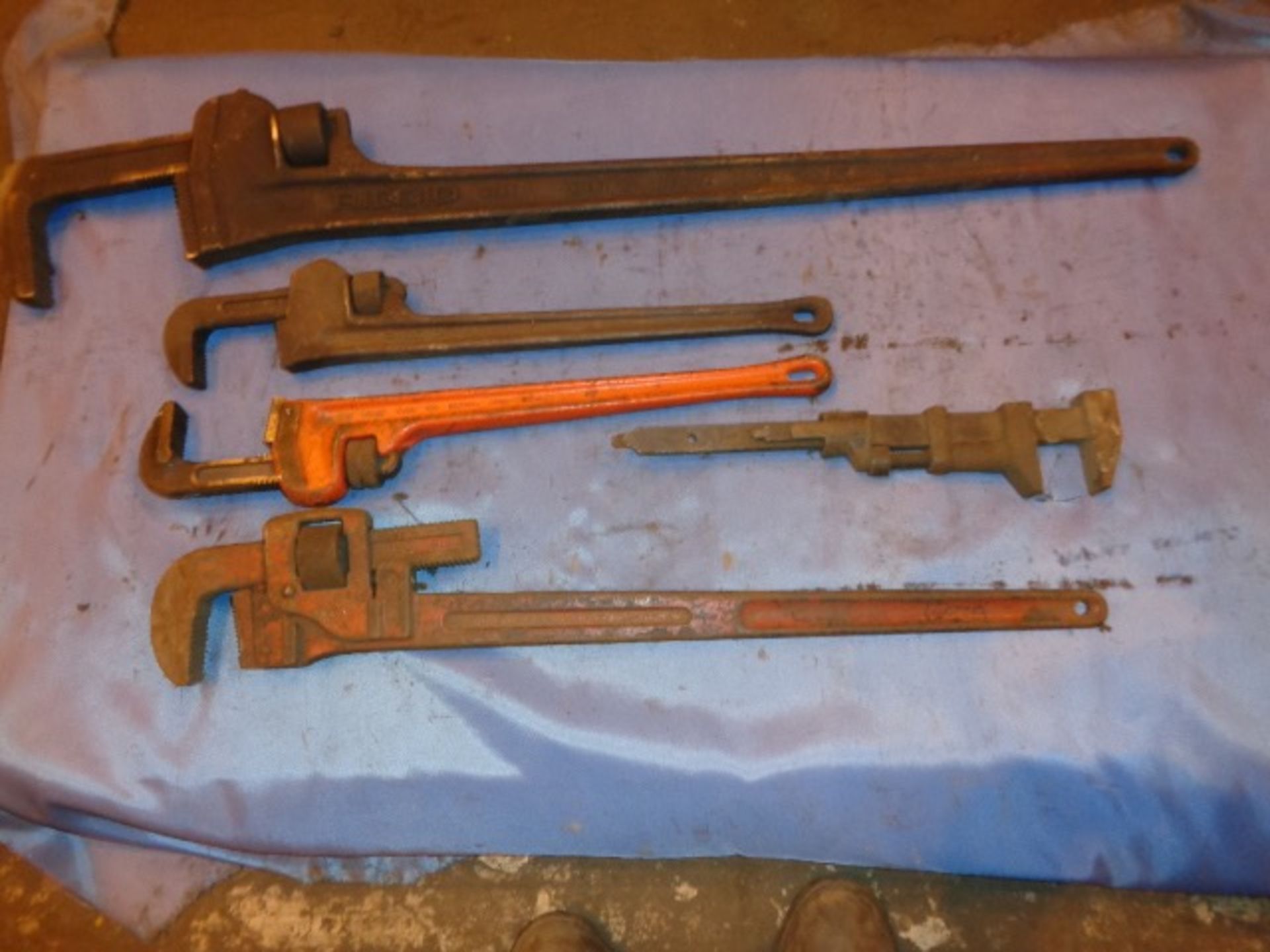 Lot of 5 Pipe Wrenches - Image 8 of 8