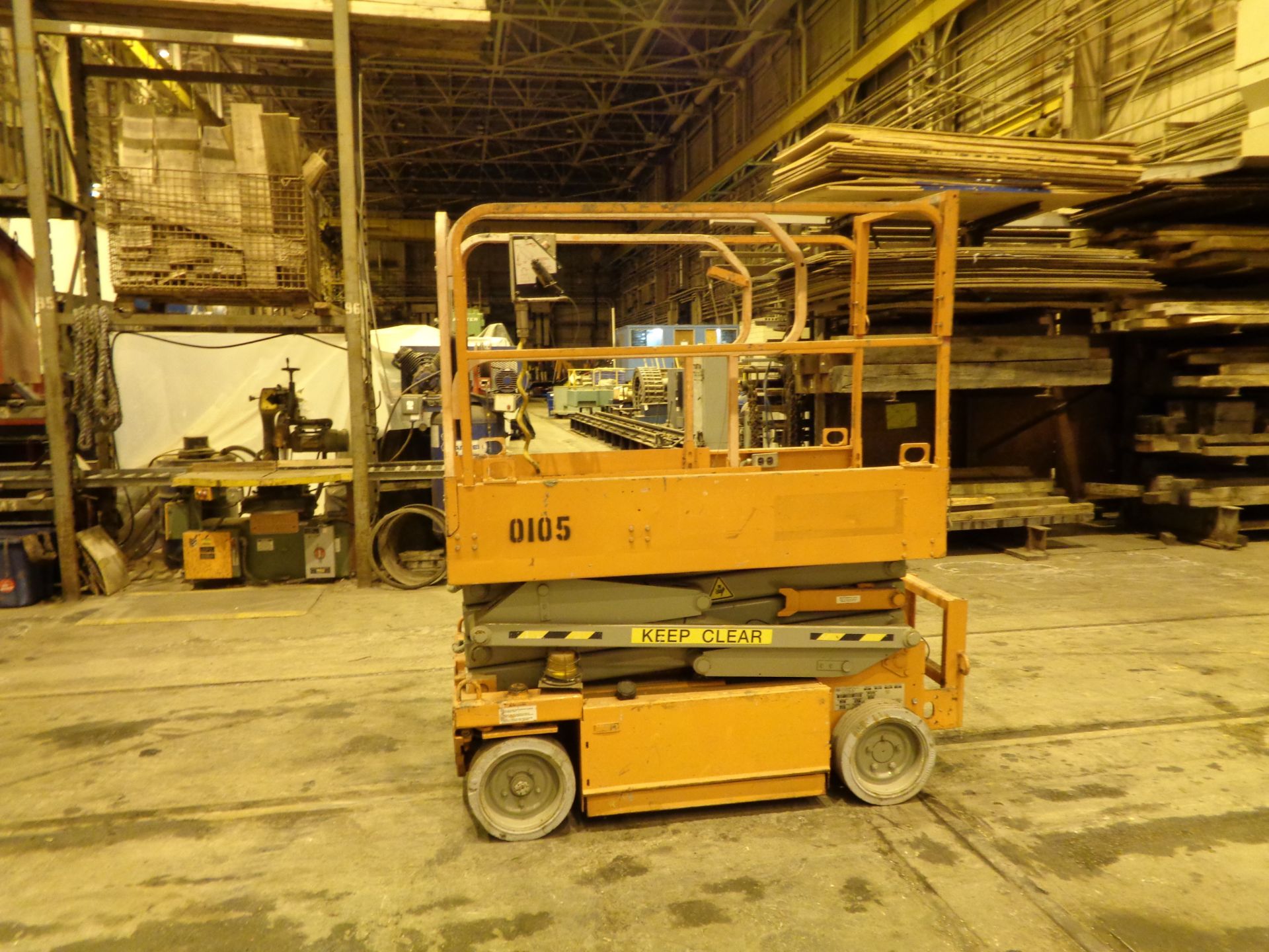 2007 MEC 1932ES Scissor Lift - Image 9 of 10